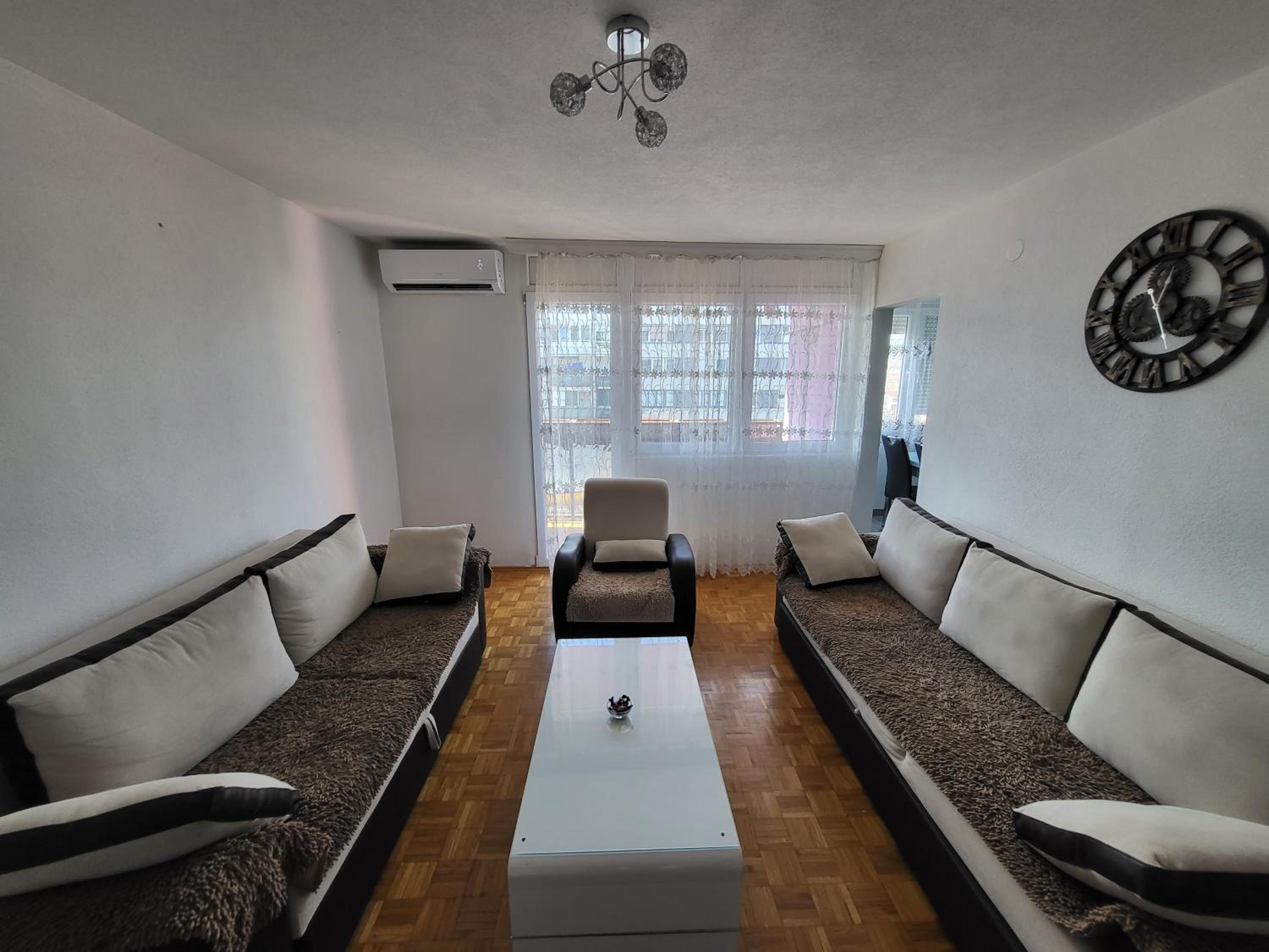 Apartment Blondy