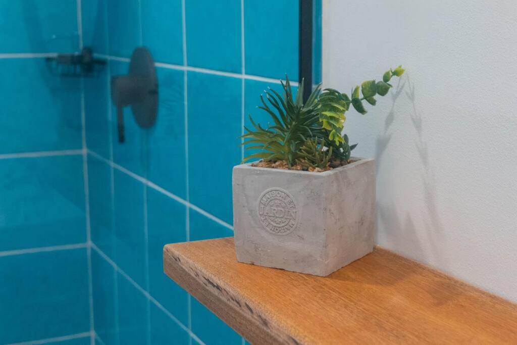Arrendamiento nuevo apartamento con balcón By Roots Rentals NID202