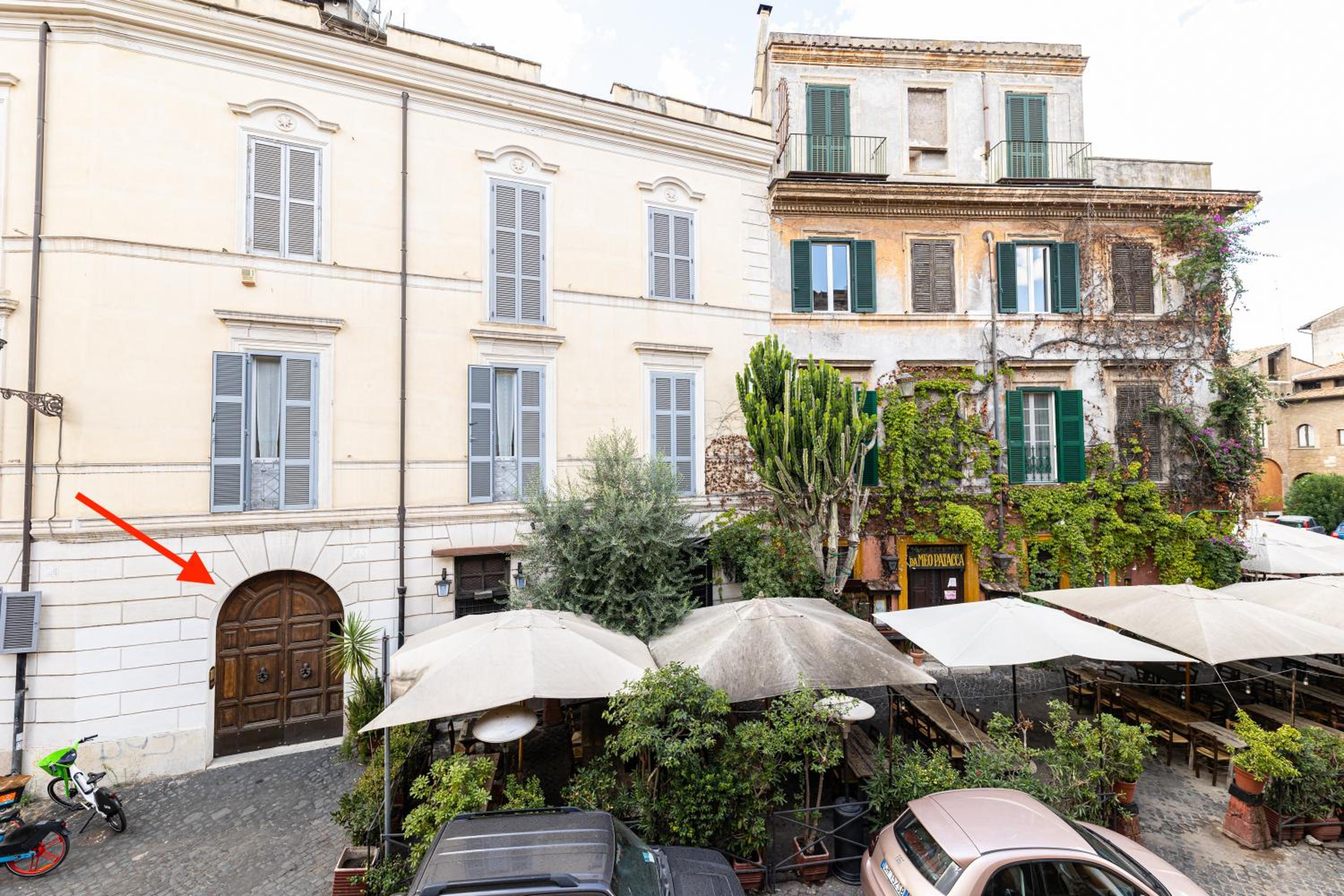 Trastevere Apartment