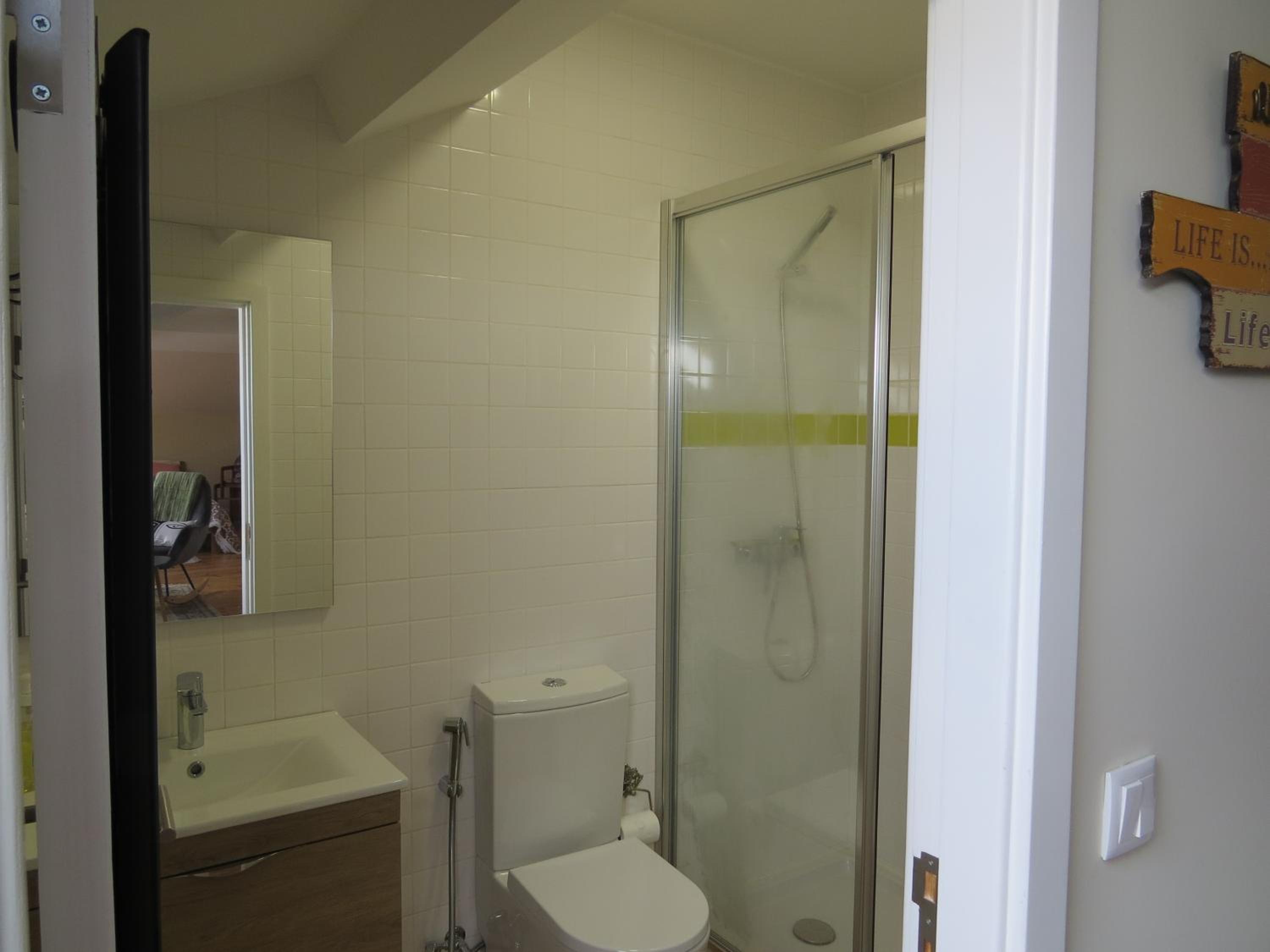 Coimbra Vacations - Sky Accommodations Rome Studio - Property Image 18