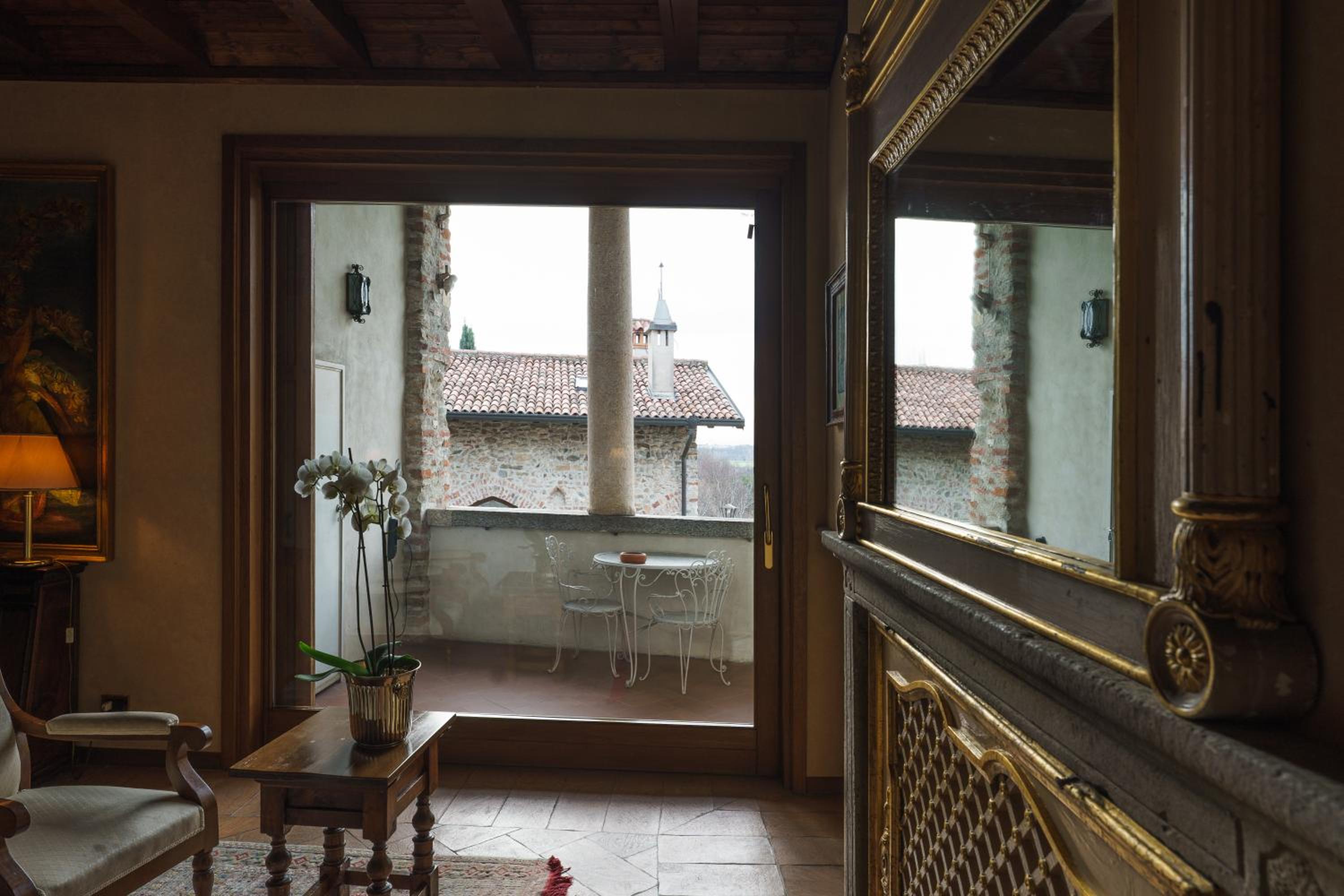 Castello di Cernusco Lombardone