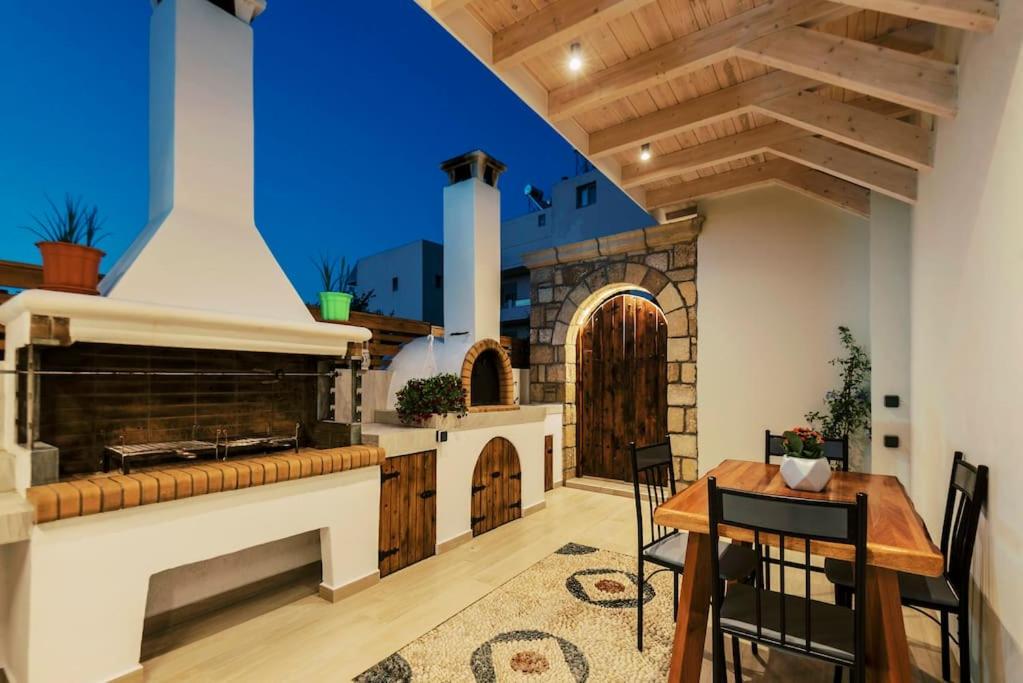 Ialyssos Vacations - Myrovolos luxury Eneida's house - Property Image 1