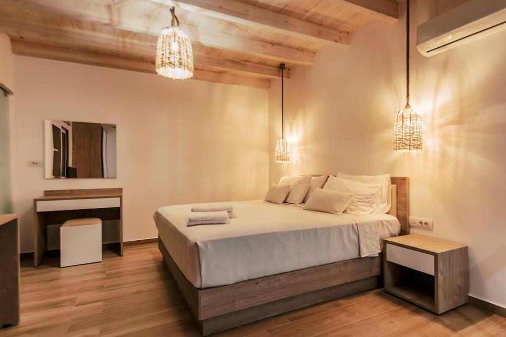 Myrovolos luxury Eneida's house