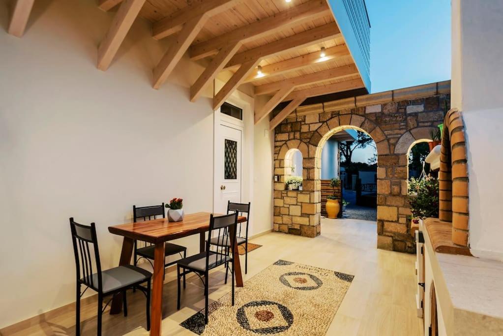 Ialyssos Vacations - Myrovolos luxury Eneida's house - Property Image 5