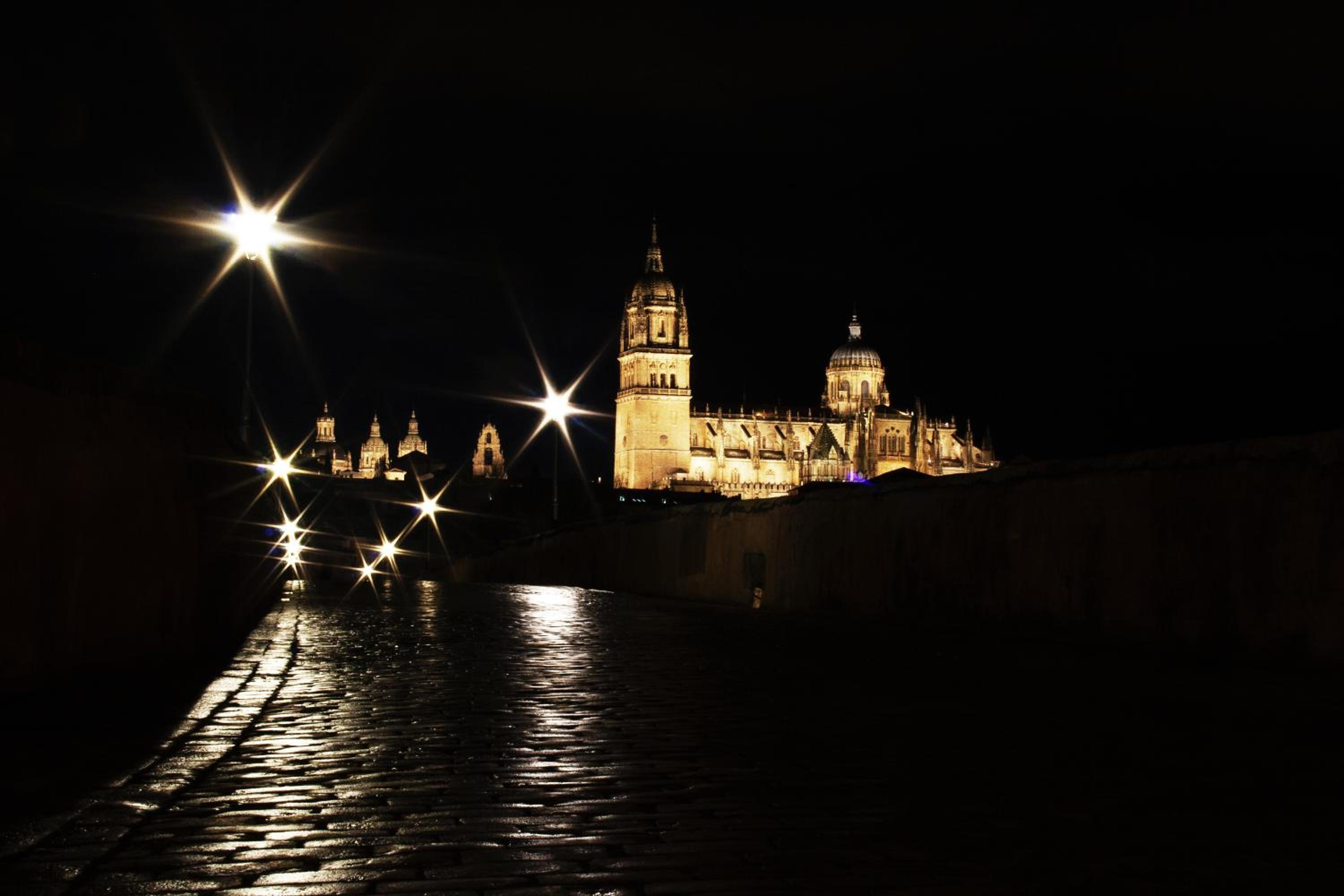 Acogedor Rincón Charro 75m2 Junto al Corte Ingles y Zona de Tapas de Van Dyck