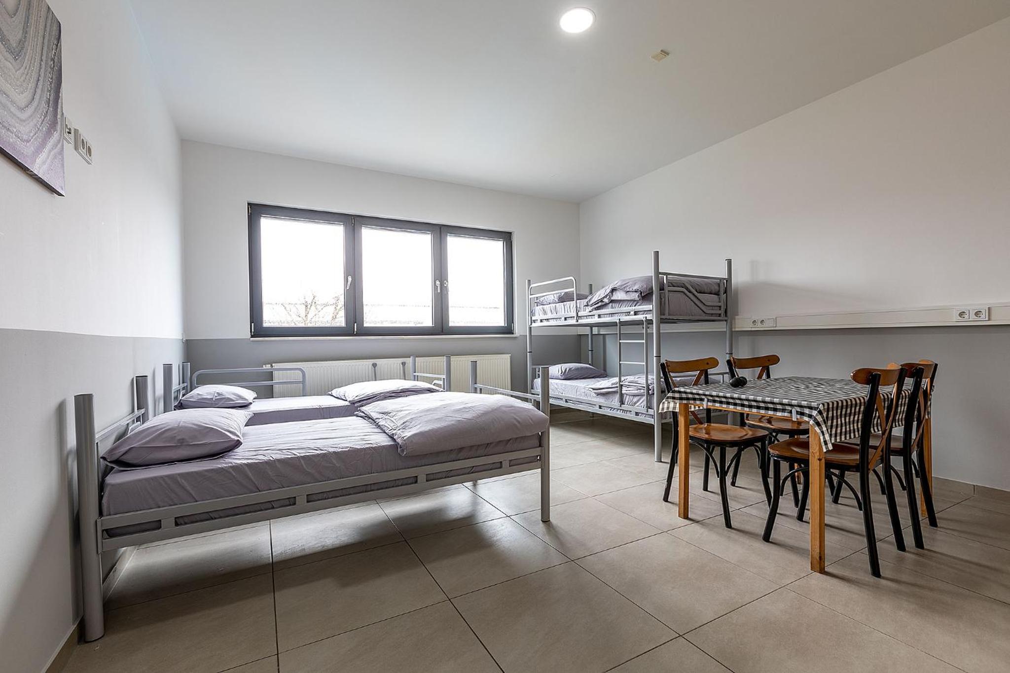 BOARDINGHOUSE KAYSER Günstige Monteursunterkunft, Monteurwohnung in Hanau bei Frankfurt am Main und Aschaffenburg, KOSTENFREIE PARKPLÄTZE!