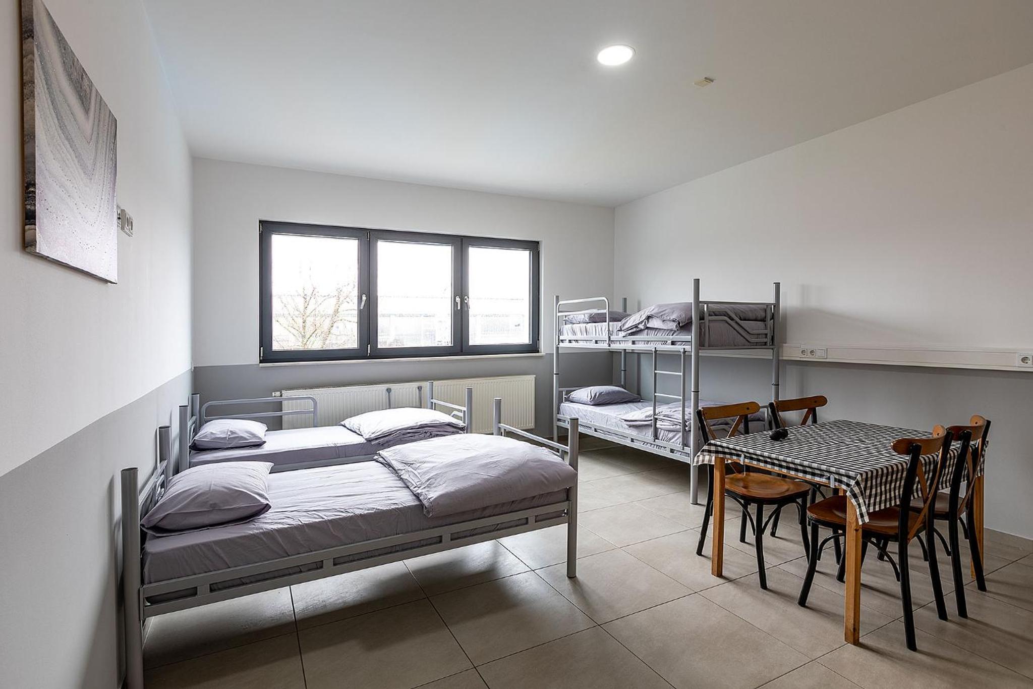 BOARDINGHOUSE KAYSER Günstige Monteursunterkunft, Monteurwohnung in Hanau bei Frankfurt am Main und Aschaffenburg, KOSTENFREIE PARKPLÄTZE!