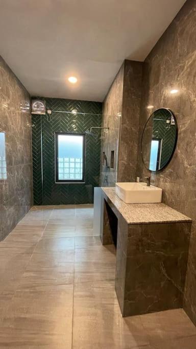 Charis Janda Baik Semi D Villa 6: 3 Bedroom + Pool photo 3