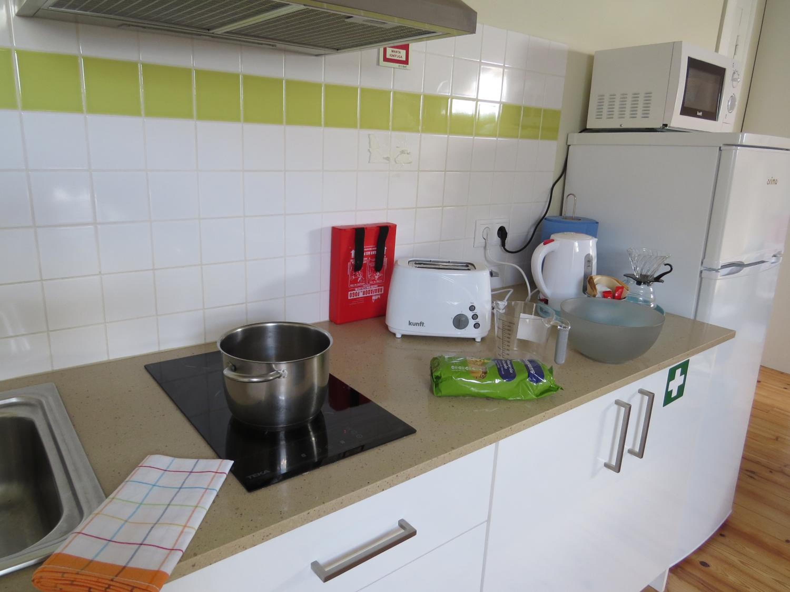 Coimbra Vacations - Sky Accommodations Rome Studio - Property Image 21