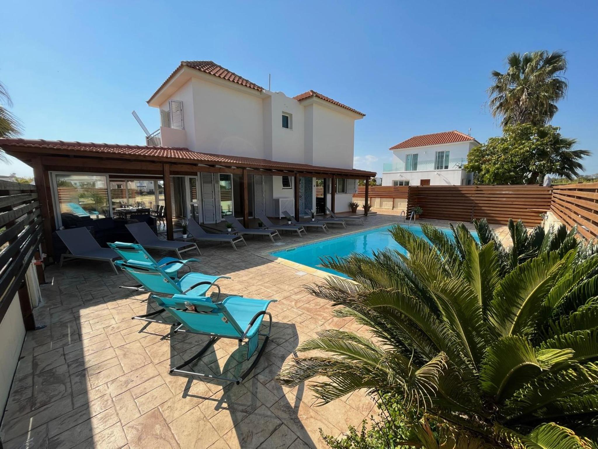 Tarracotta Villa 4 bedroom, near Ayia Napa view 5