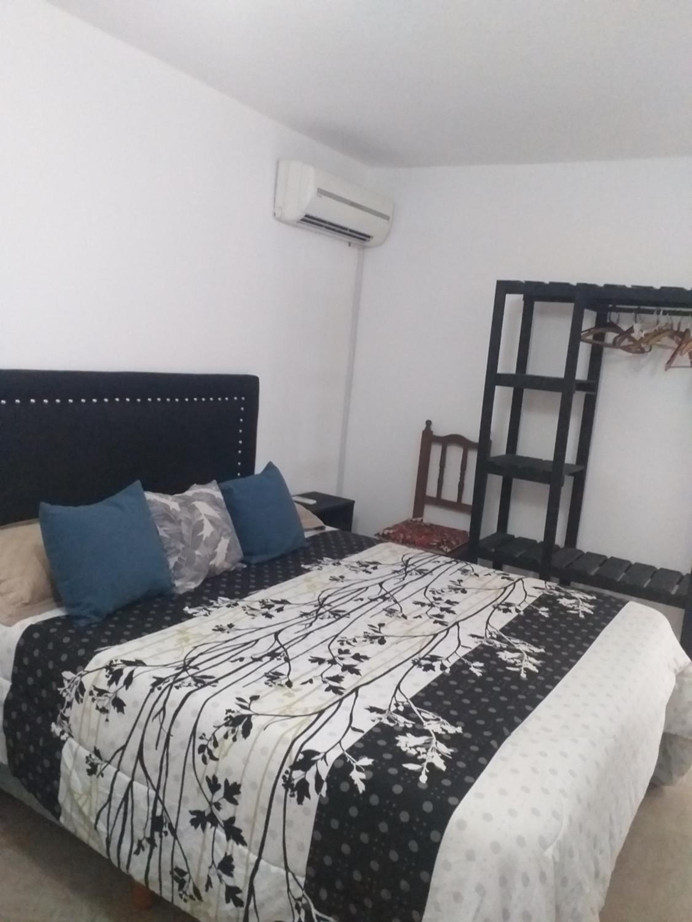 ENCANTO SERRANO