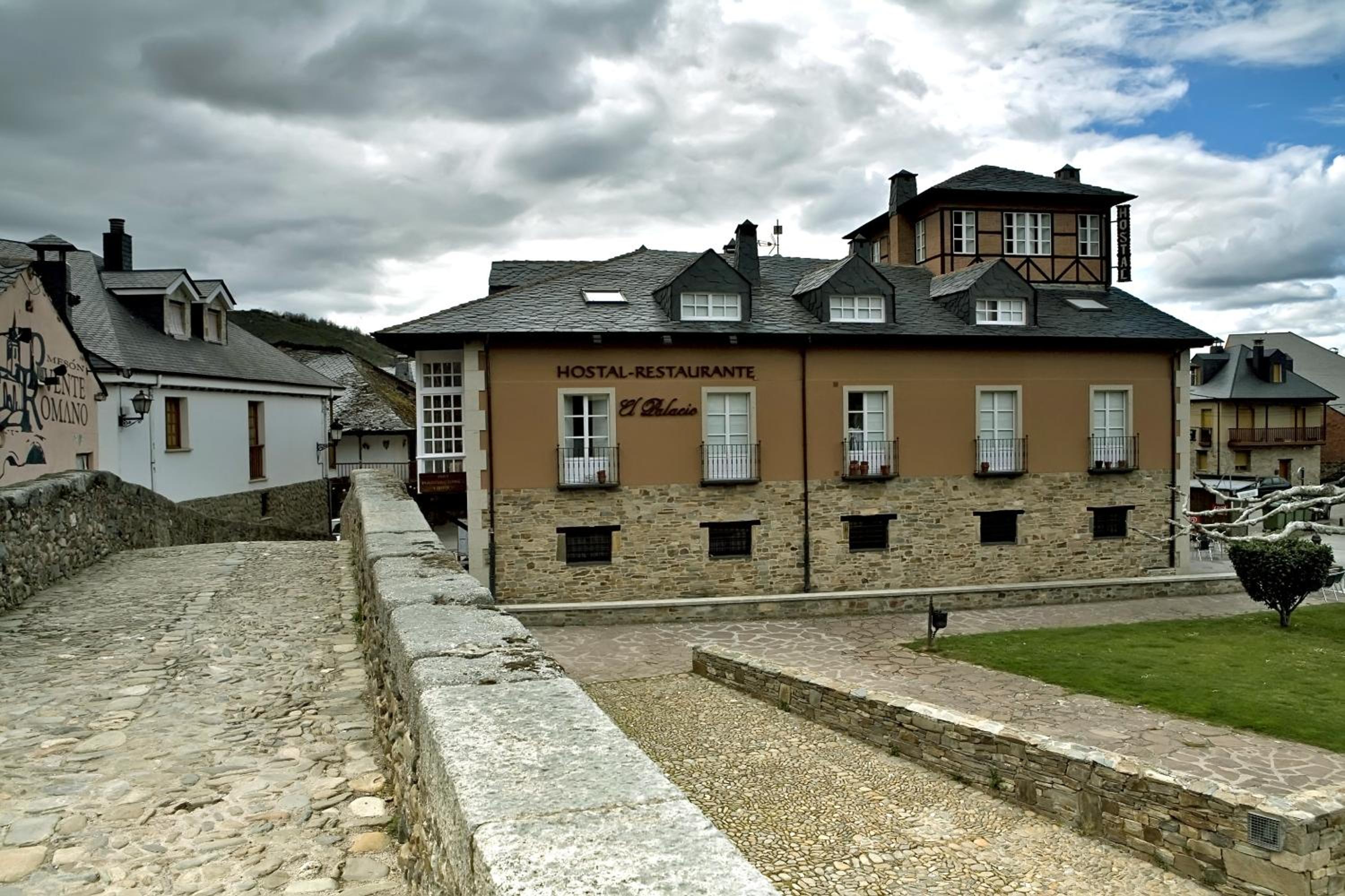 Photo 18