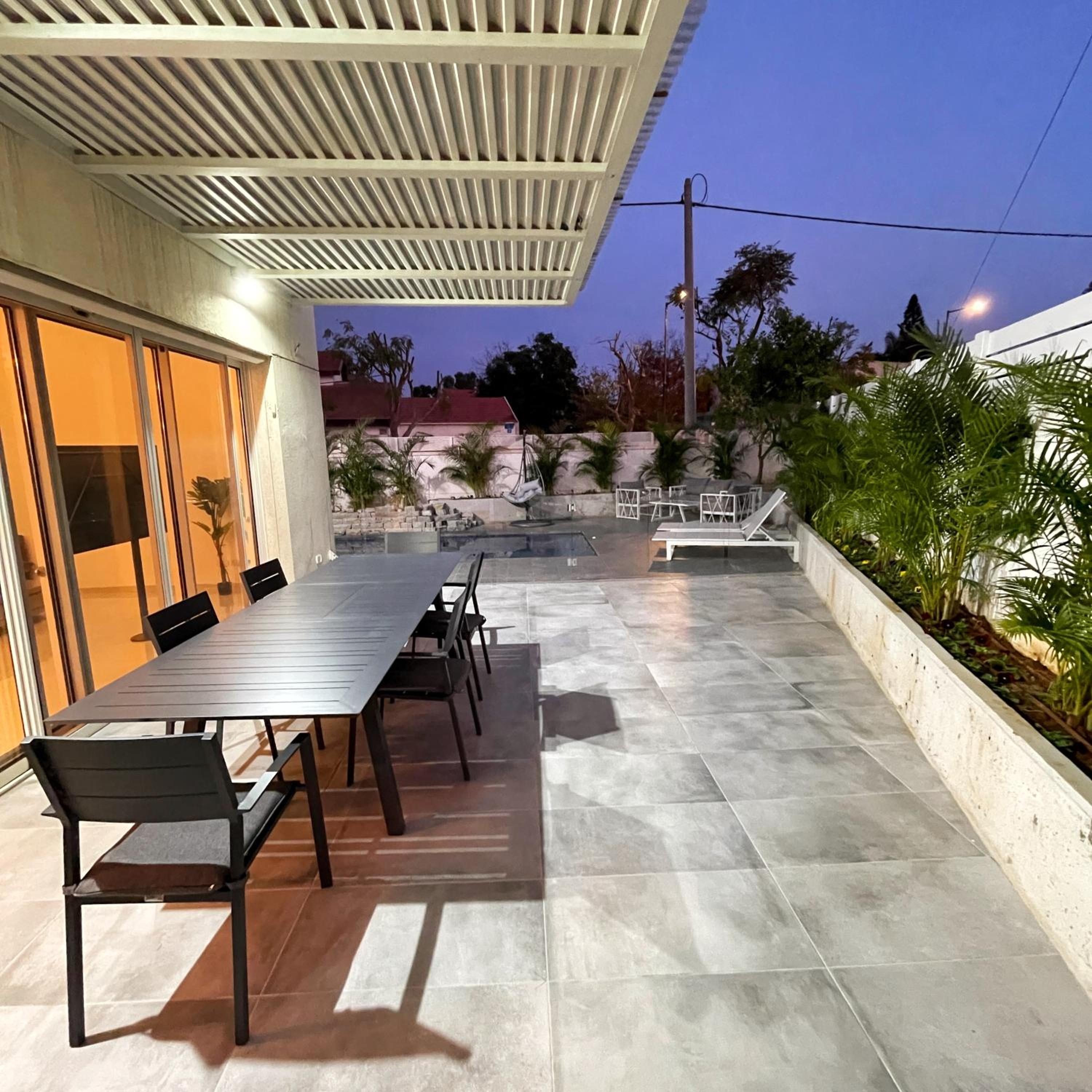 Luz Mansion ~ Lux & Comfy view 3