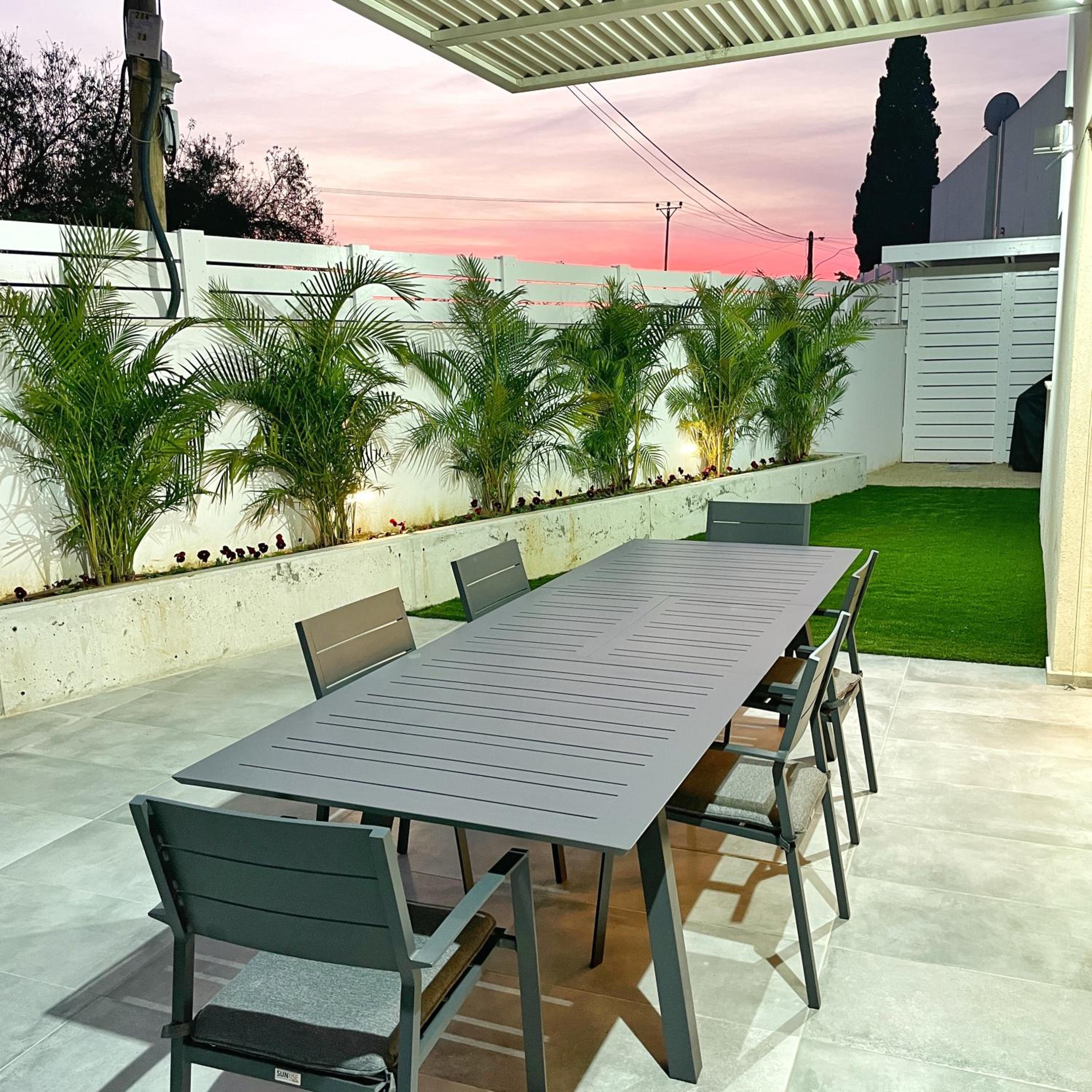 Luz Mansion ~ Lux & Comfy view 4