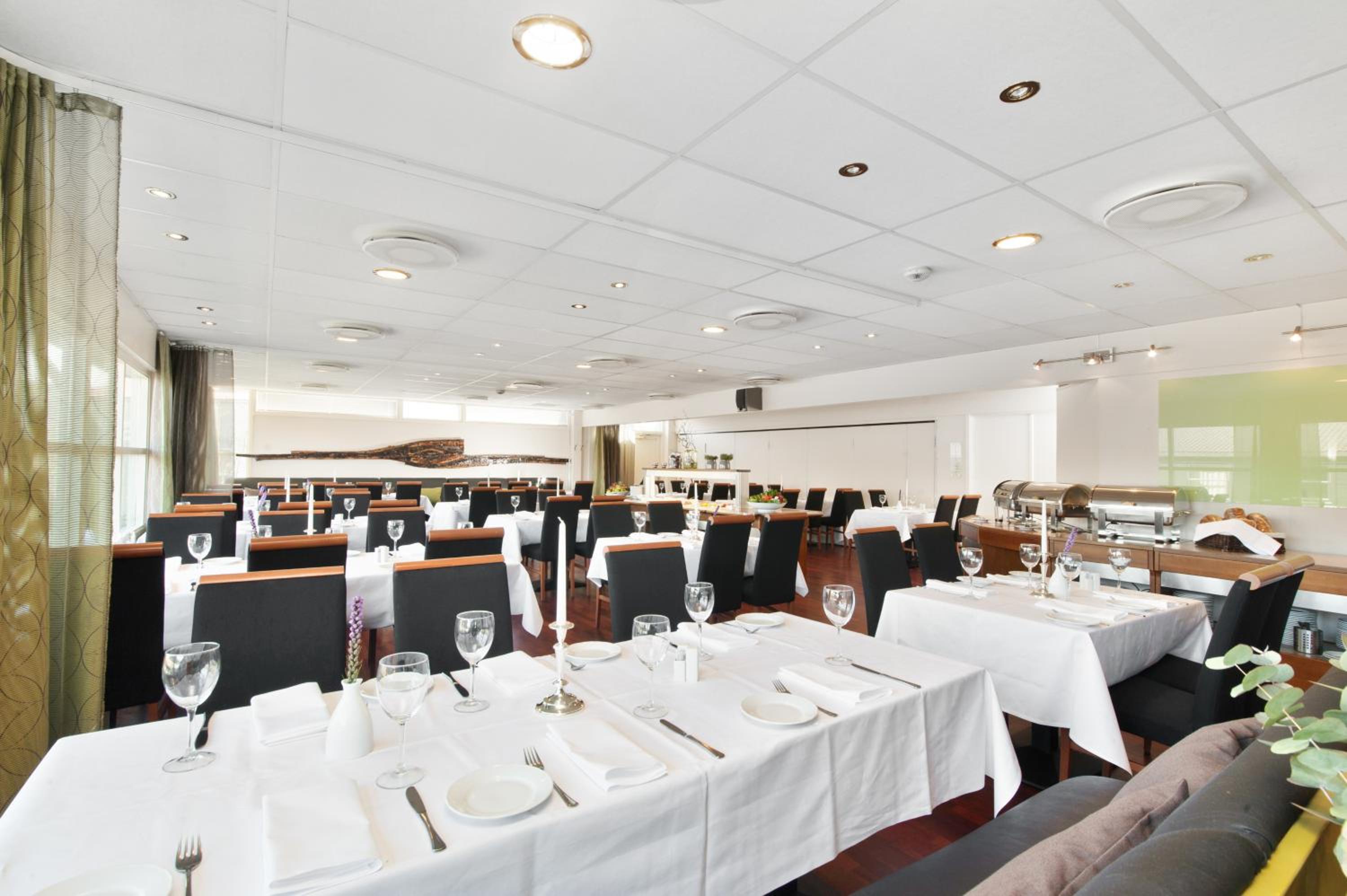 Sandnes Vacations - Thon Hotel Sandnes - Property Image 2