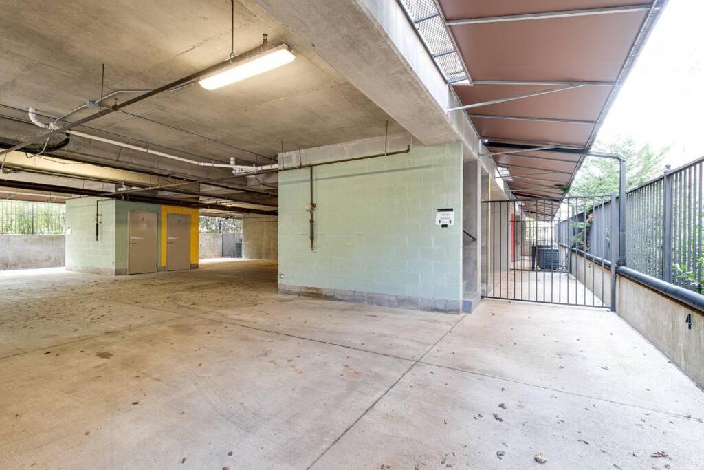 3-Story West End Condo | Free Garage Parking | Near Vanderbilt Medical view 3