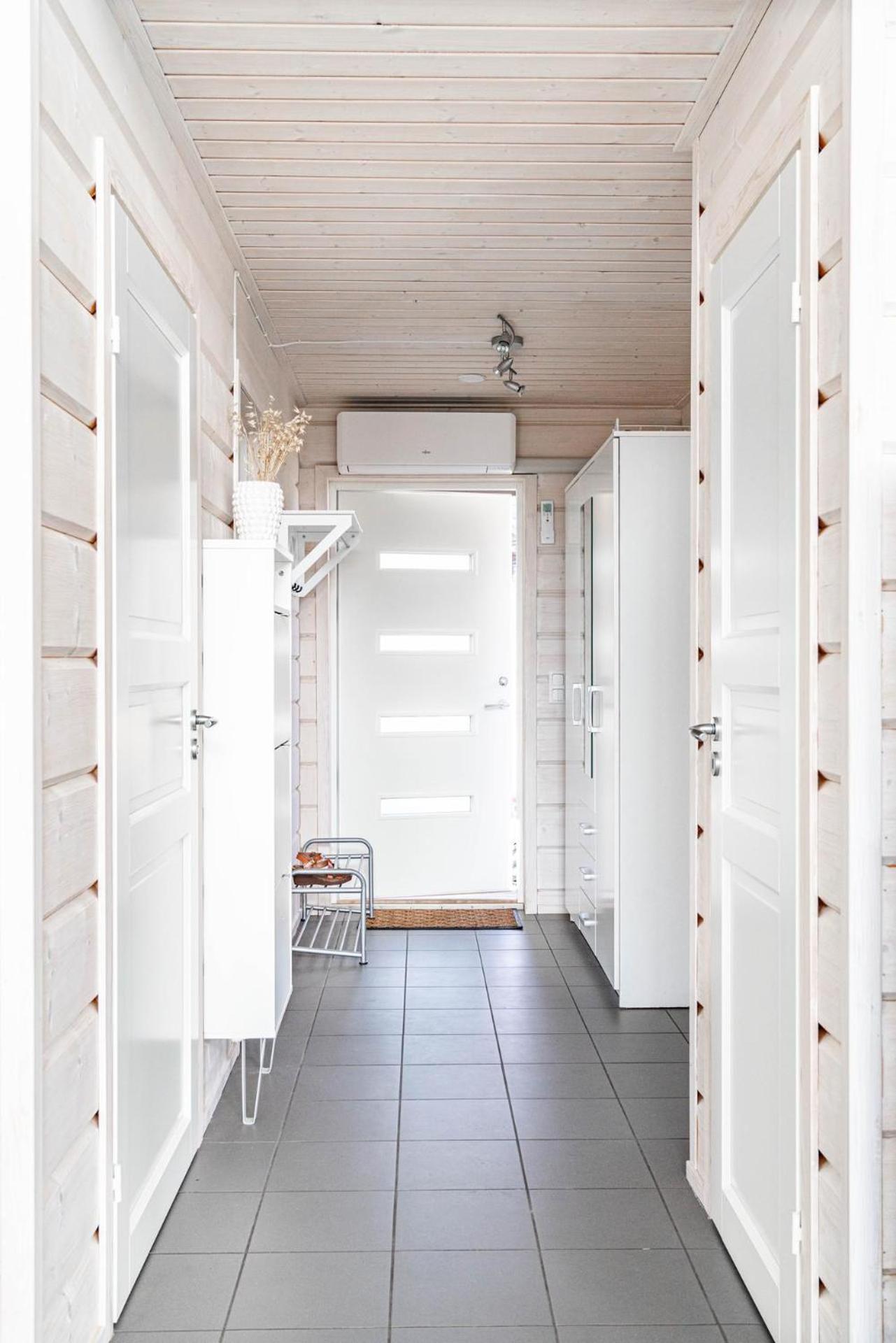 Guestly Homes - Seaside Stay with Sauna view 2