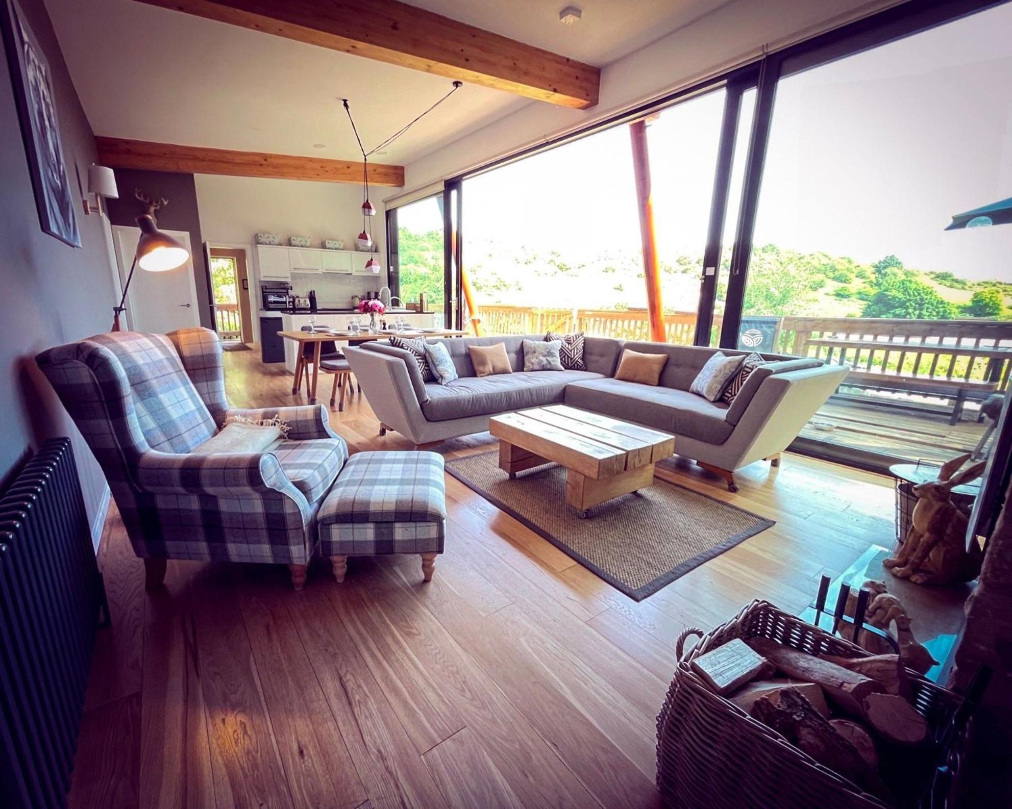 Yorkshire Dales Lodge 11 by Together Travel - 3-Bed Premium Ensuite view 3