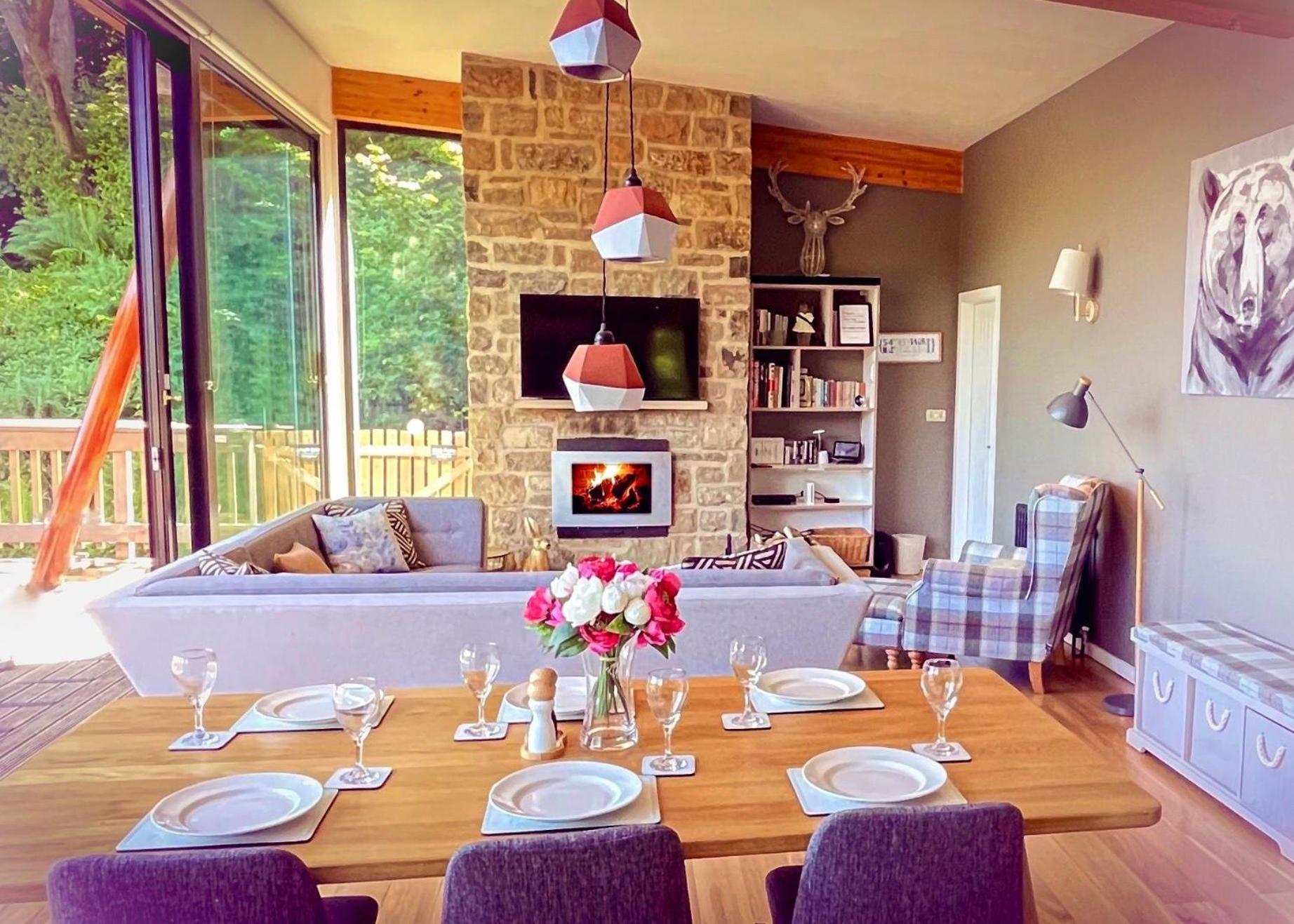 Yorkshire Dales Lodge 11 by Together Travel - 3-Bed Premium Ensuite view 2