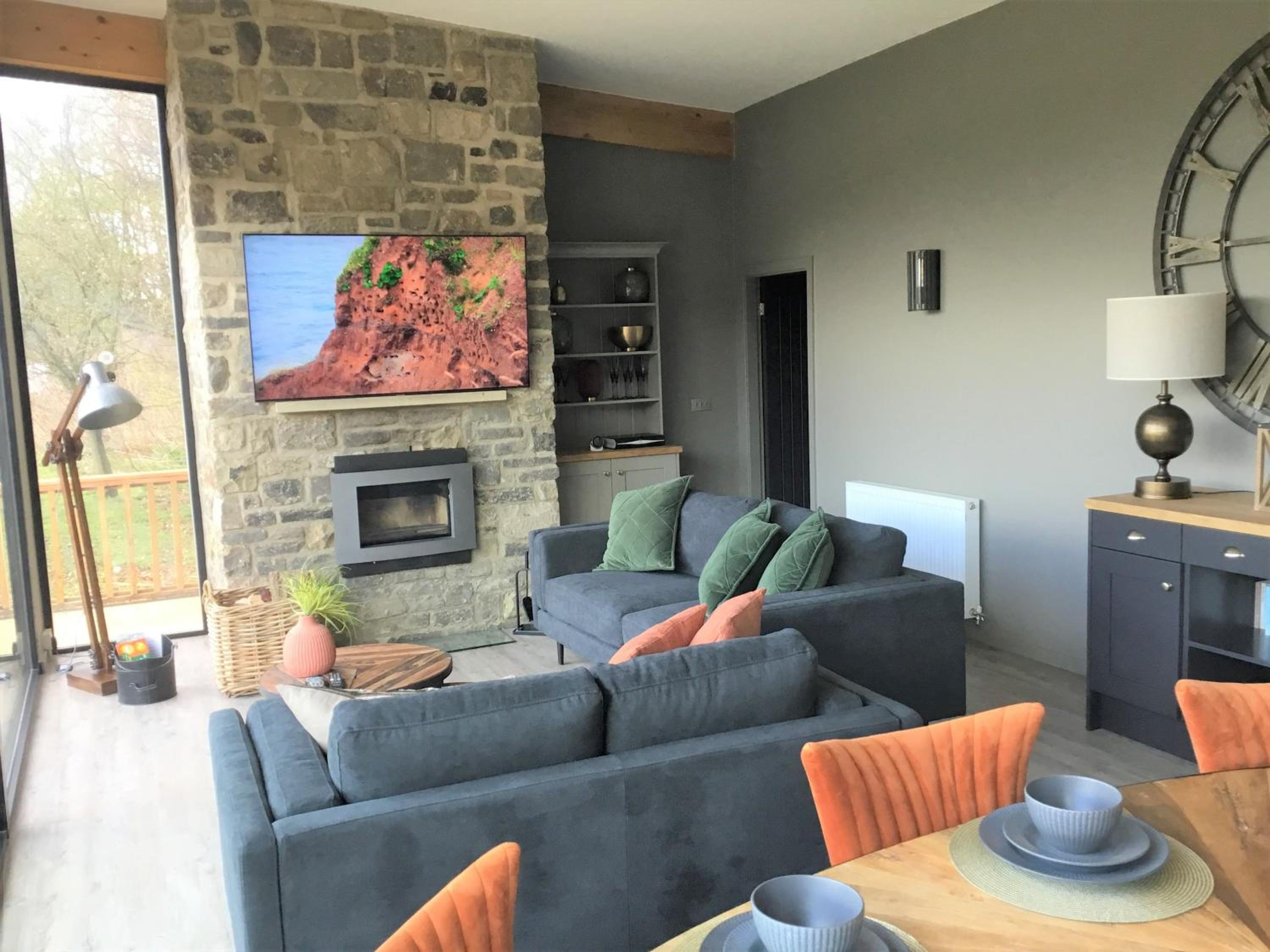 Yorkshire Dales Lodge 10 by Together Travel - 3-Bed Ensuite Retreat view 3