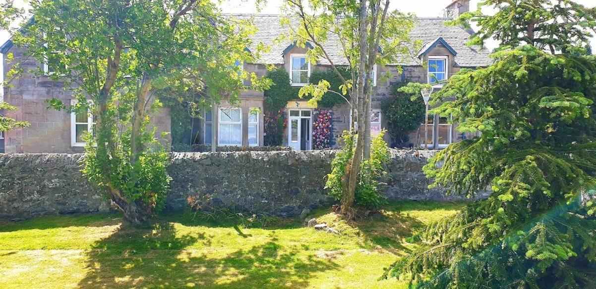Kingussie Vacations - The Osprey Hotel - Property Image 1