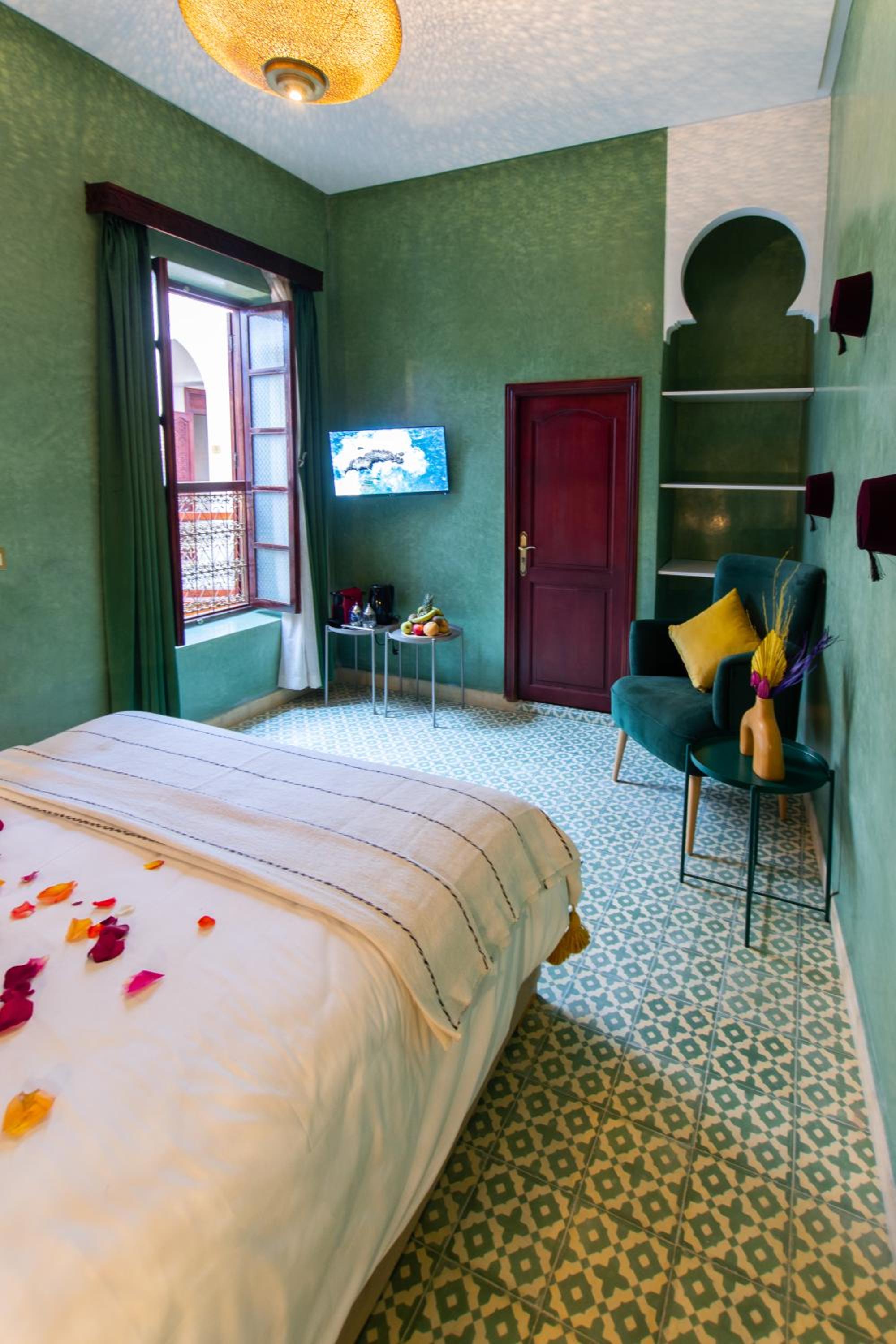 hotel room