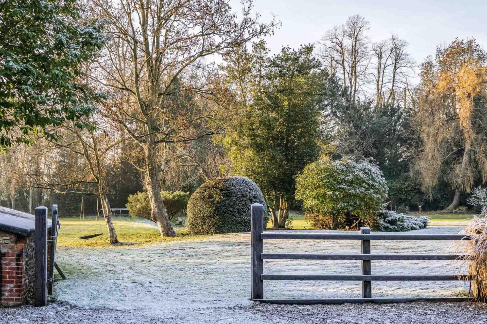 Host & Stay - Bressingham Lodge view 3