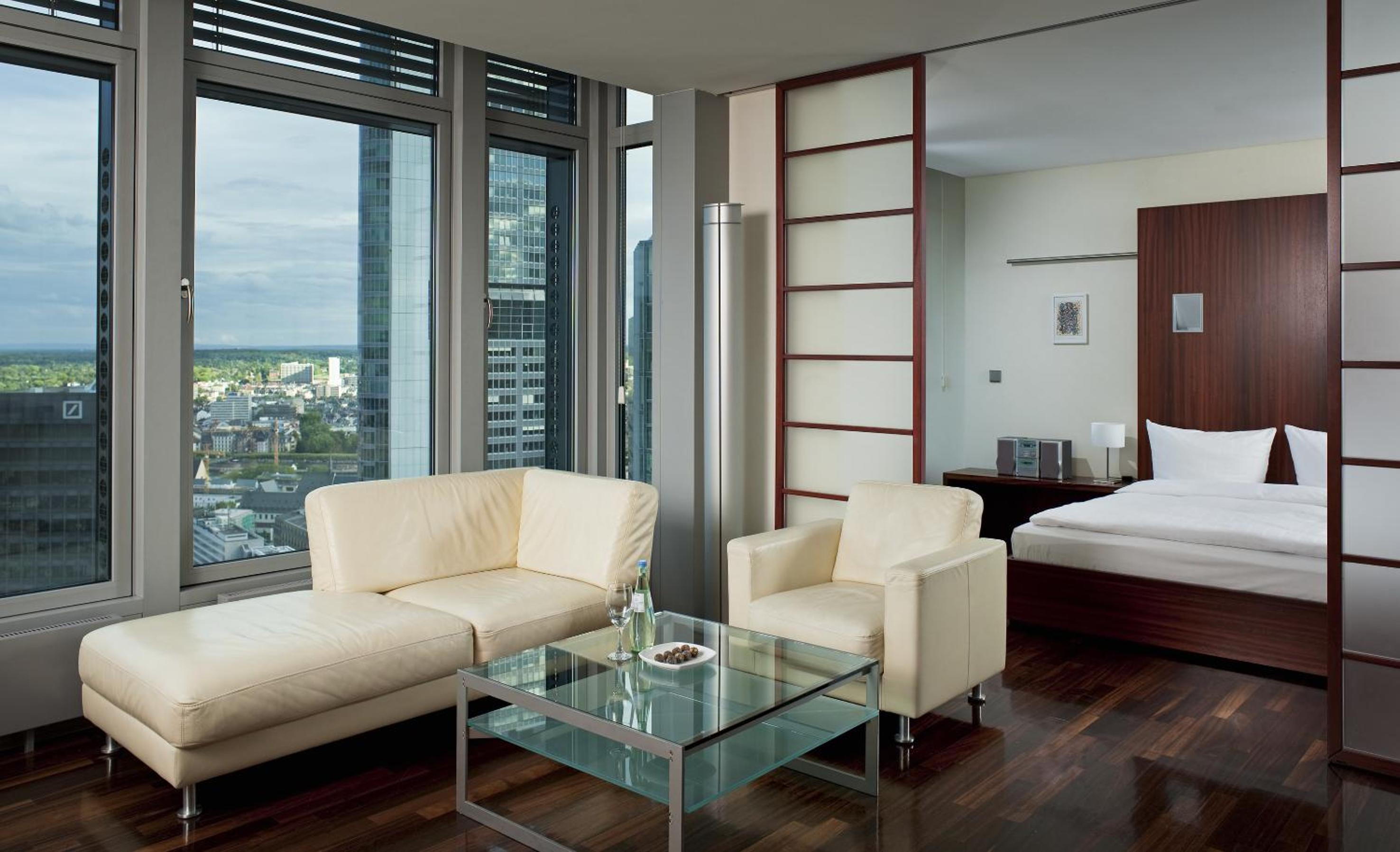INNSiDE by Melia Frankfurt Eurotheum - Property Image 4