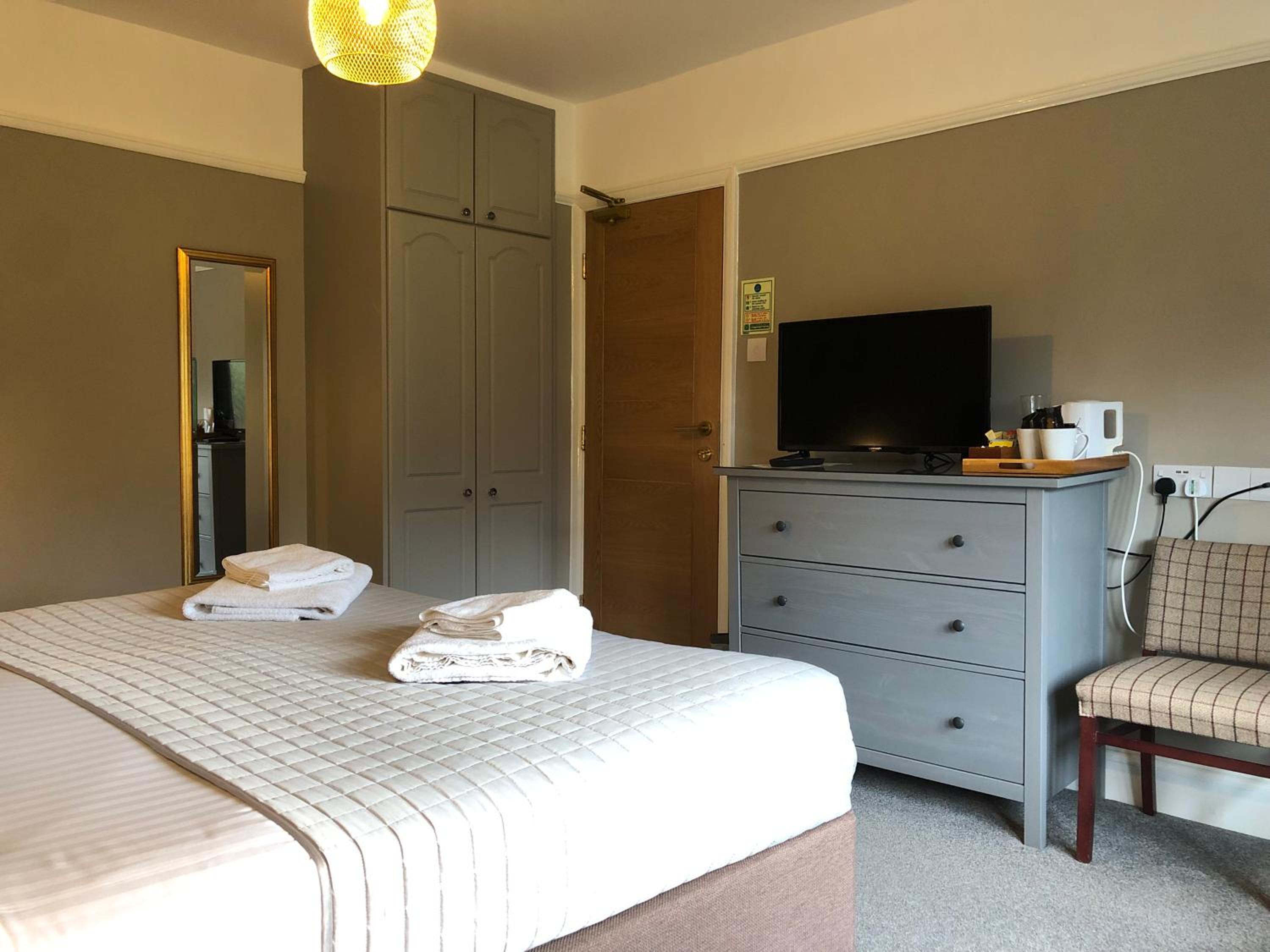 Burton Lodge Guest House & Spa