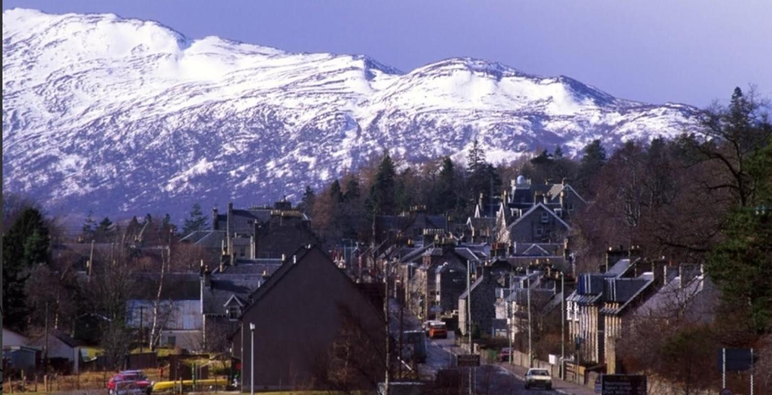 Kingussie Vacations - The Osprey Hotel - Property Image 1