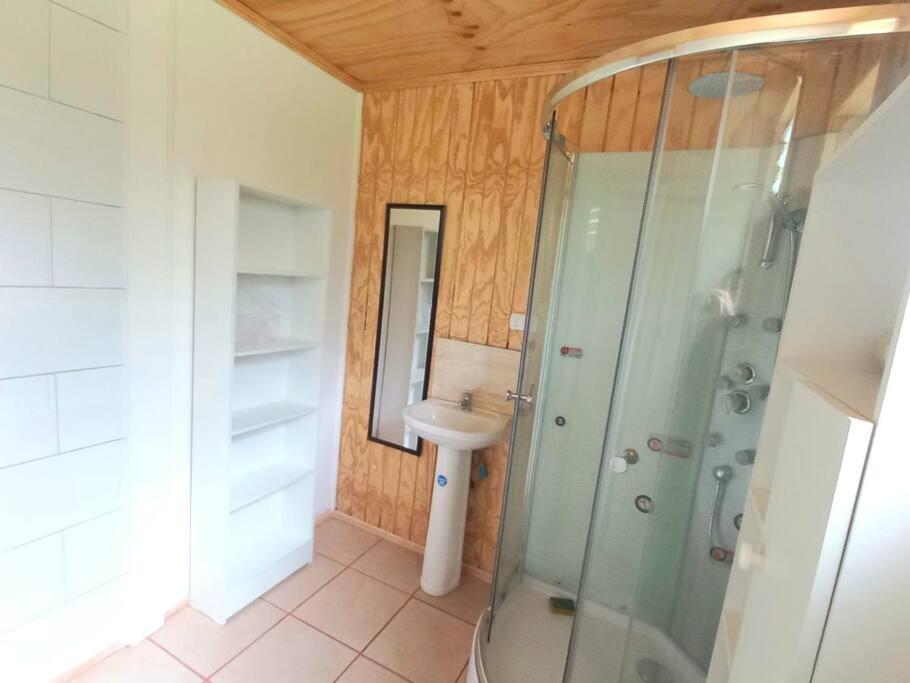 Agradable cabaña a pasos de Ojos del Caburgua