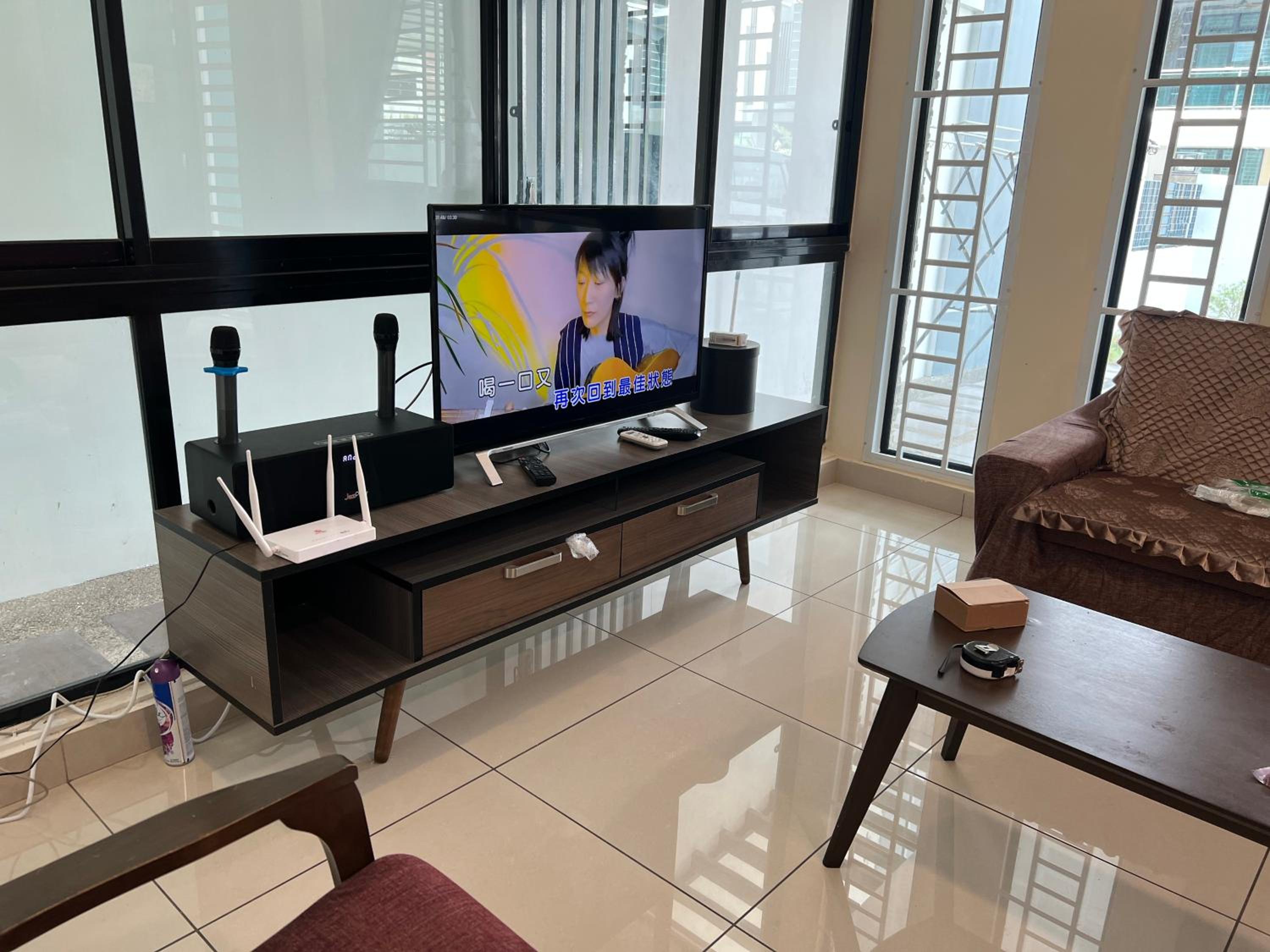 16pax Seri Austin 4bedroom 4bath nearby toppen aeon tebrau