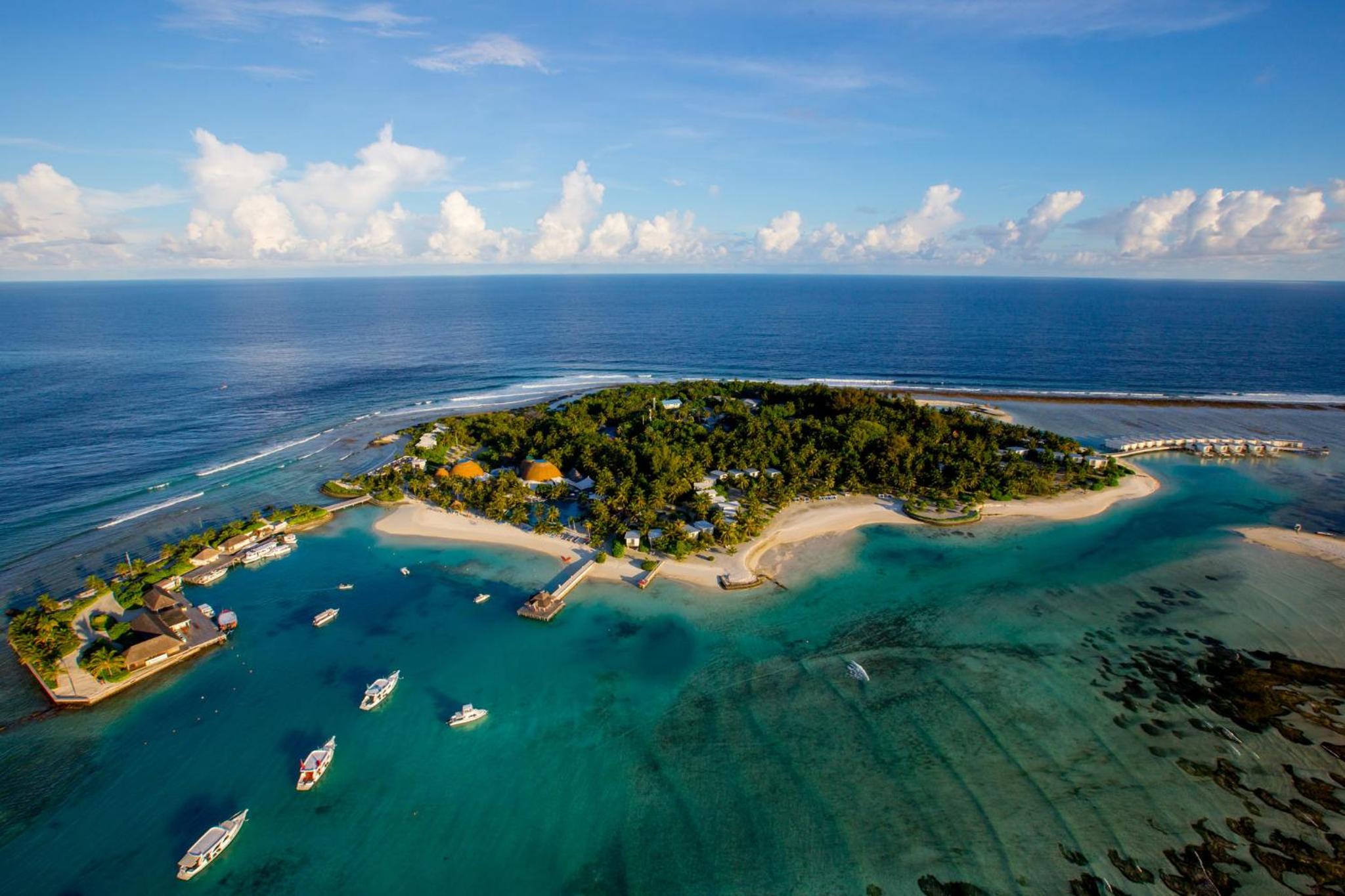 Holiday Inn Resort Kandooma Maldives - Kids Stay & Eat Free and Free Roundtrip Speed Boat for a minimum 4 nights stay — photo 144