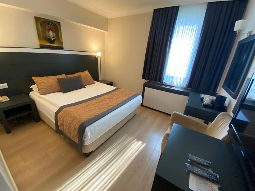 Dafne Hotel - Image 10