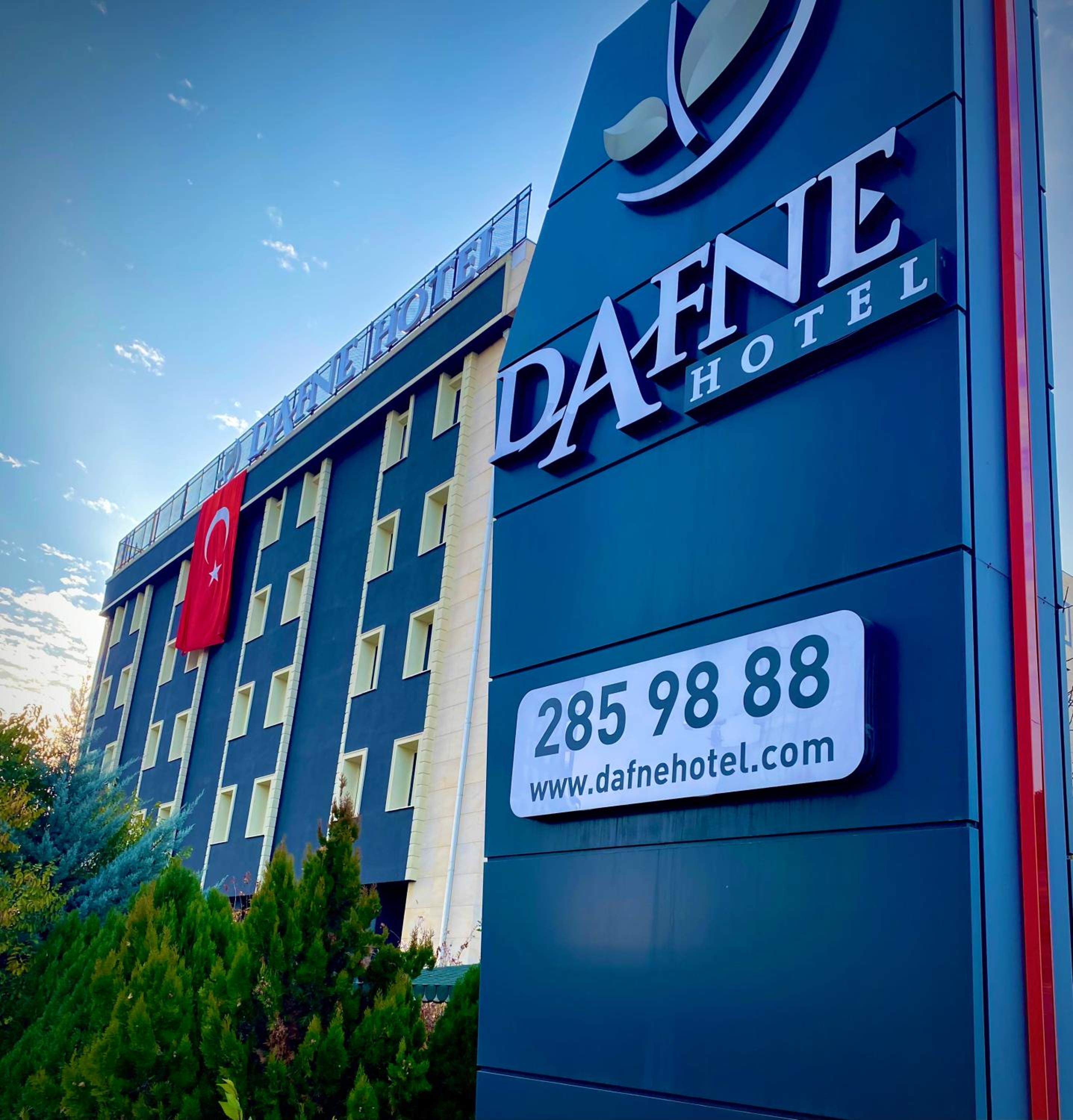 Dafne Hotel - Image 14