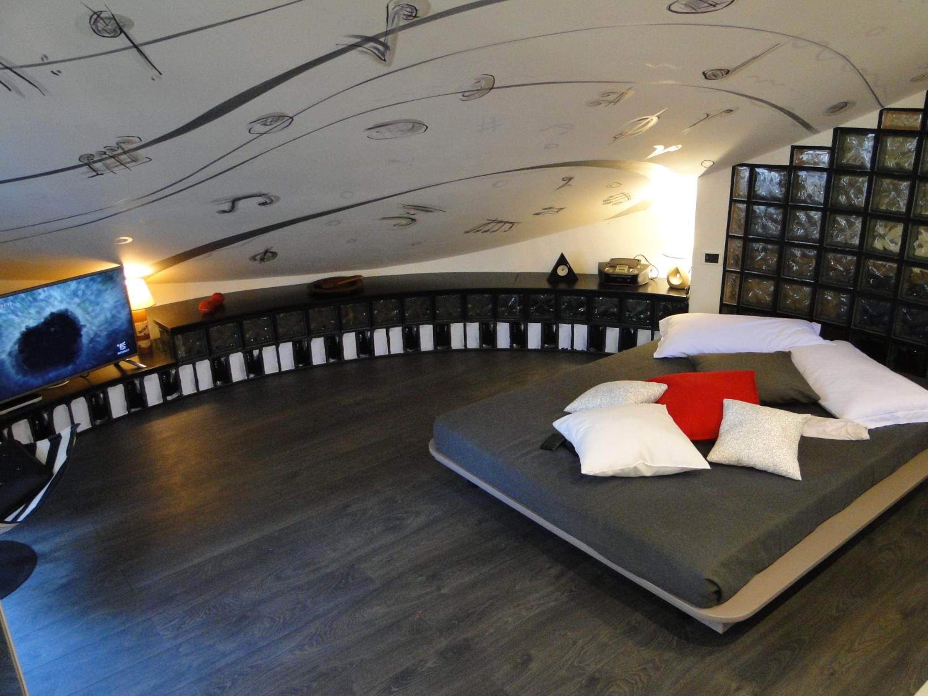 Jazz Style Home