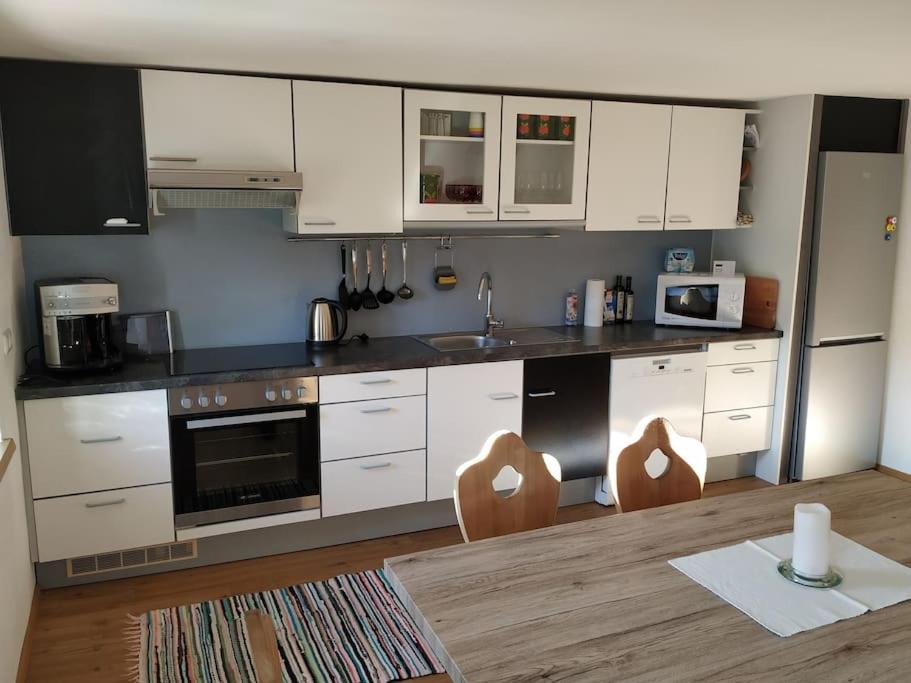 Upcycling Appartement Fischl - Nachhaltig und Kreativ Wohnen für Groß und klein
