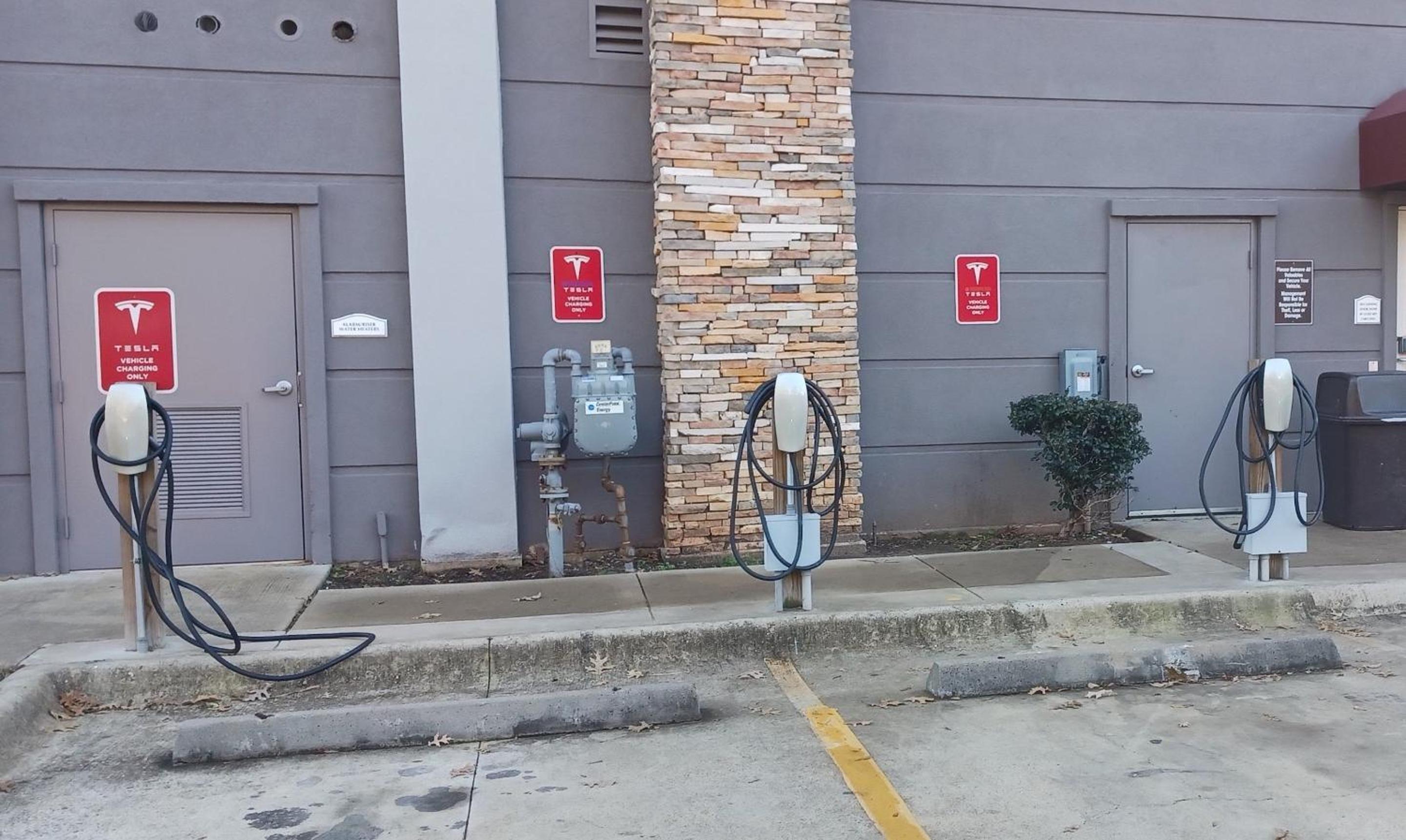 Marshall Vacations - Red Roof Inn  Suites Longview - Property Image 4