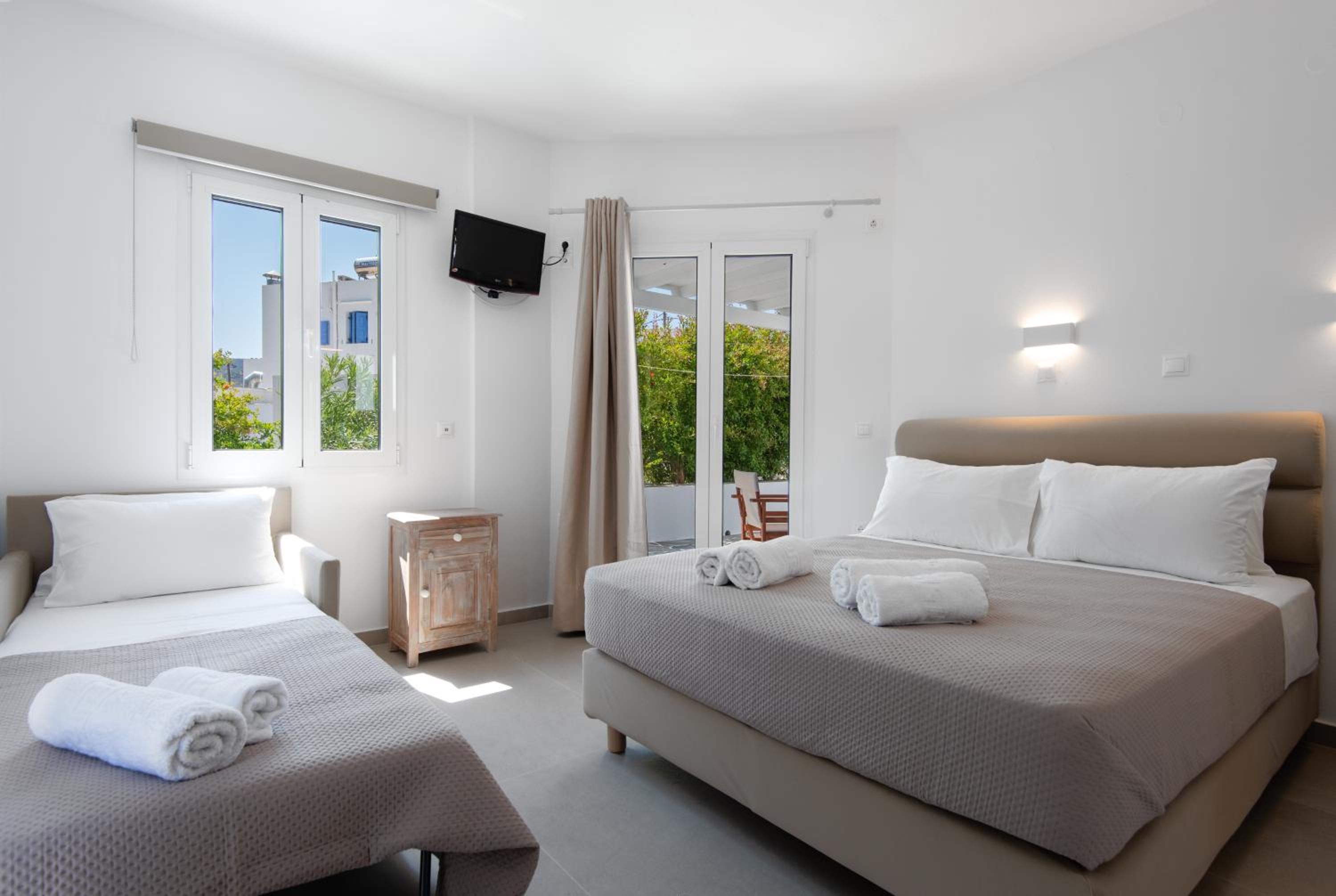 KALYPSO ACCOMMODATION SIFNOS