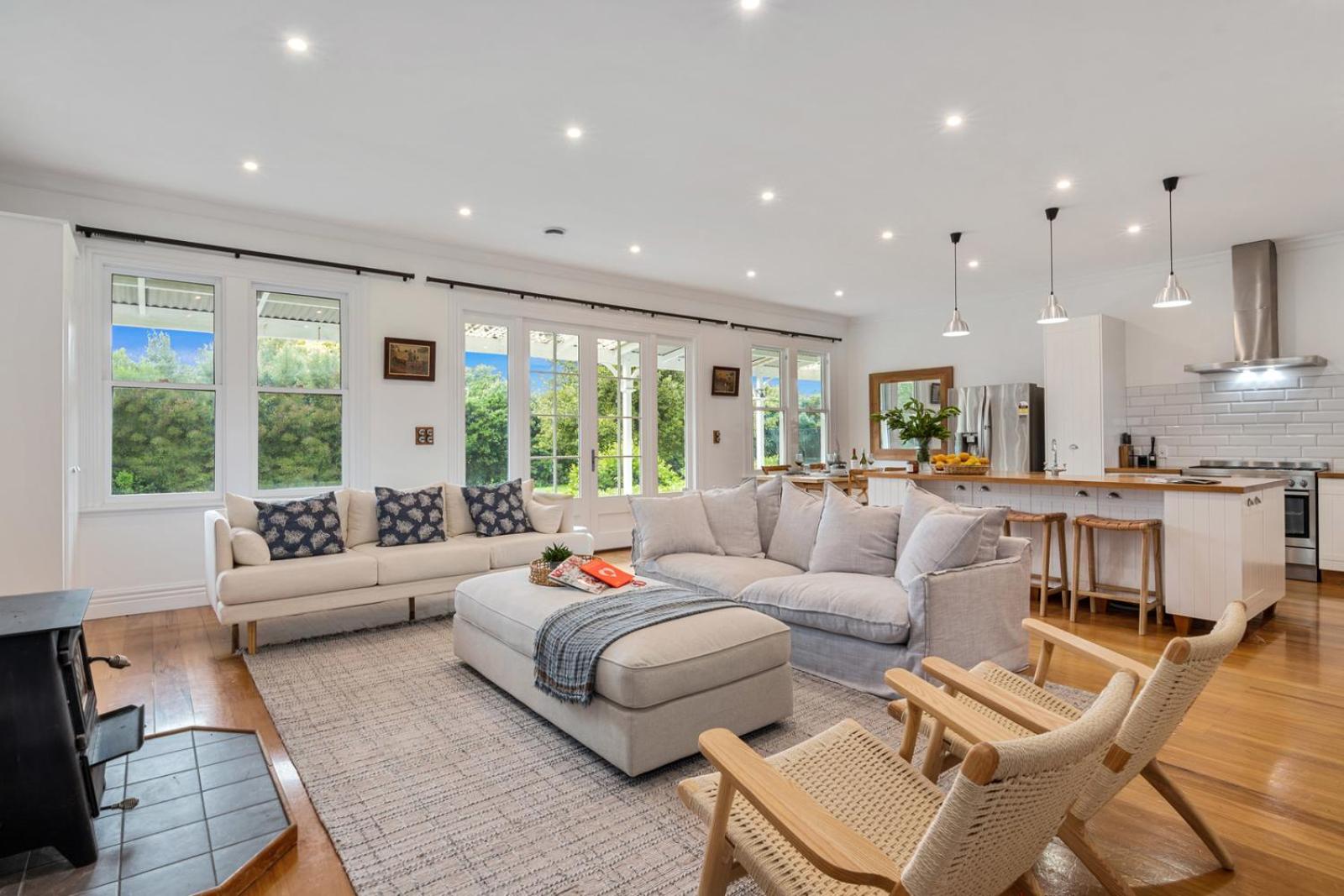 Botham's Beauty - Blenheim Holiday Home view 4