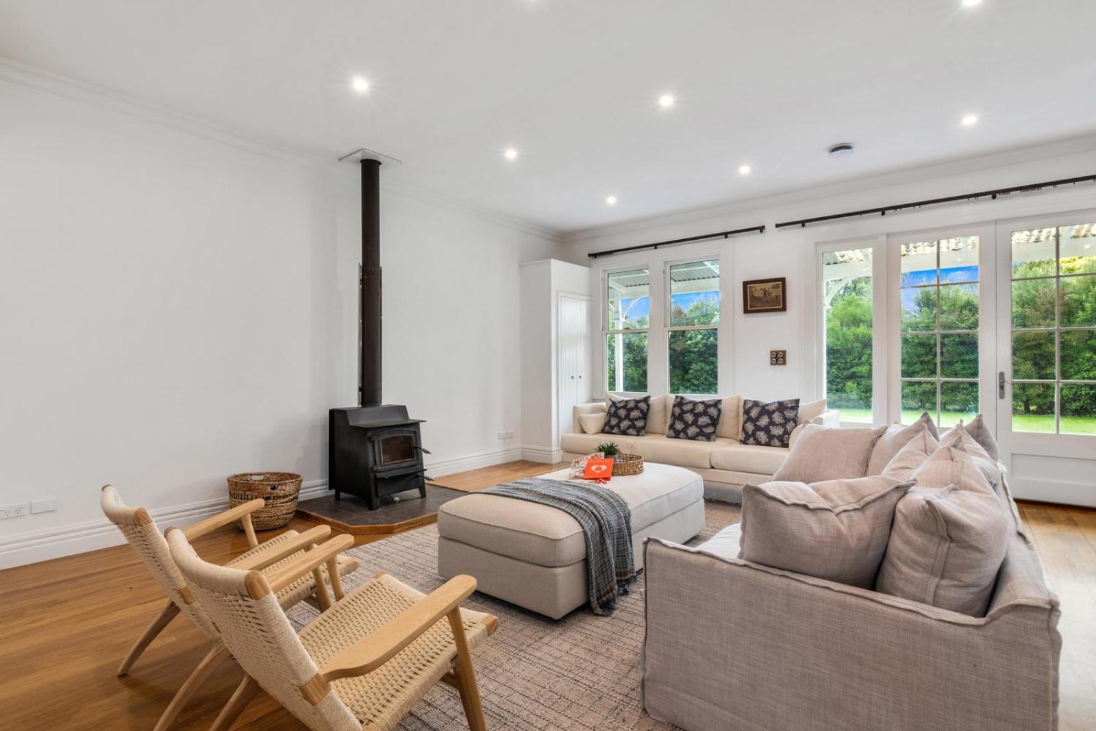 Botham's Beauty - Blenheim Holiday Home view 5