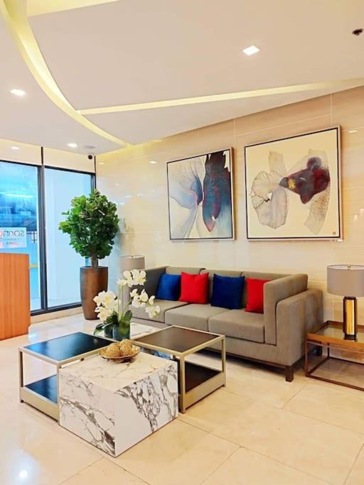 Spring Residences Scandinavian 2 bedrooms with balcony Near NAIA view 5