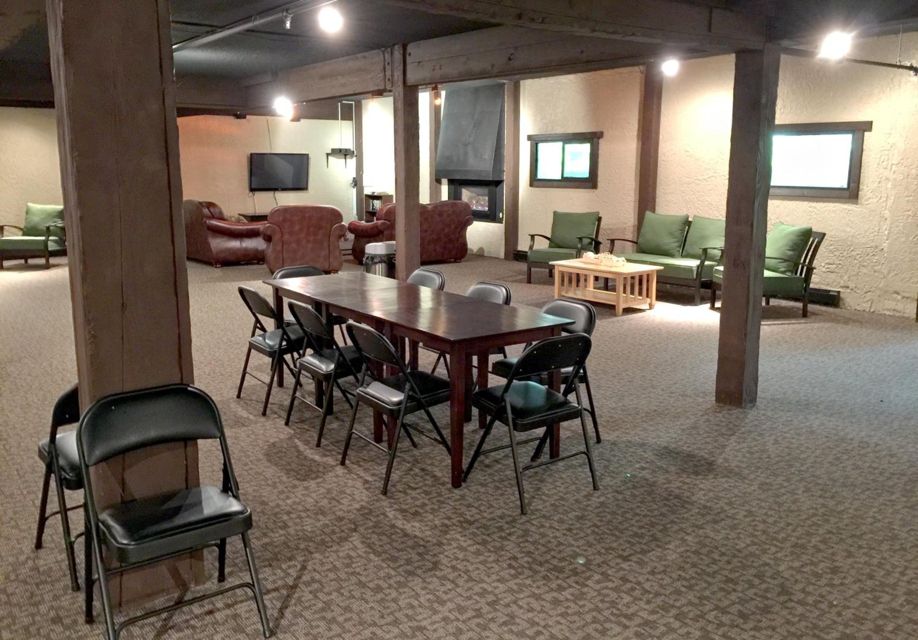 lounge