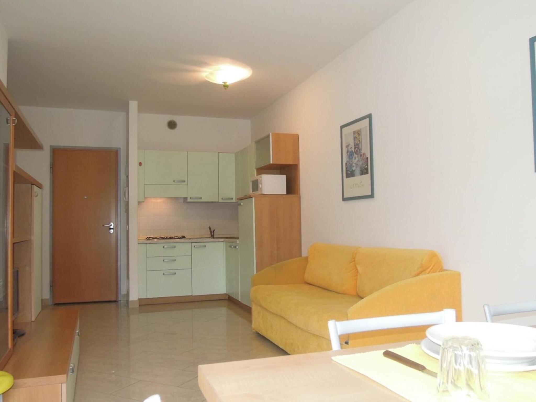 Bright flat near the beach - Beahost