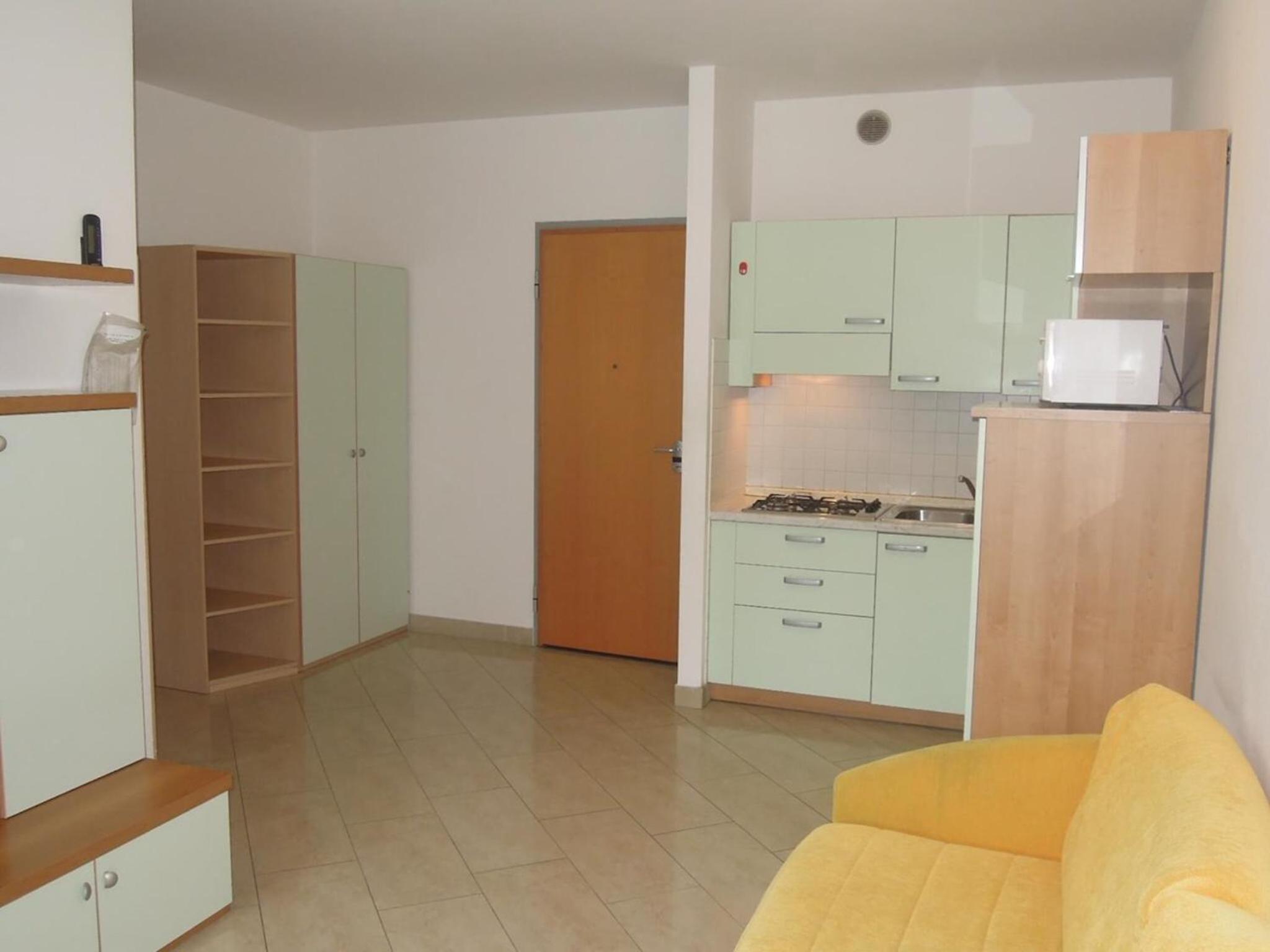 Bright flat near the beach - Beahost