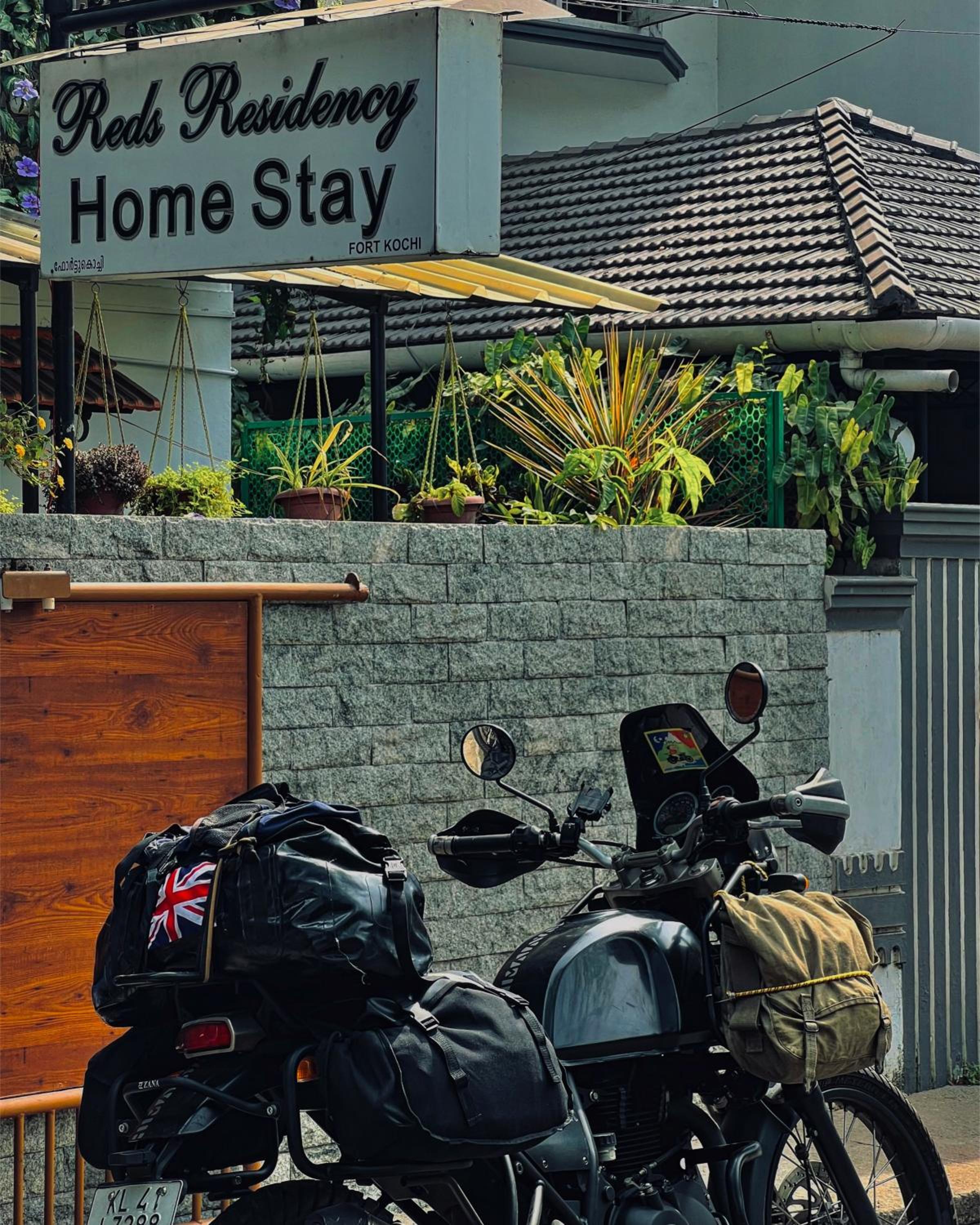 Reds Residency - Homestay