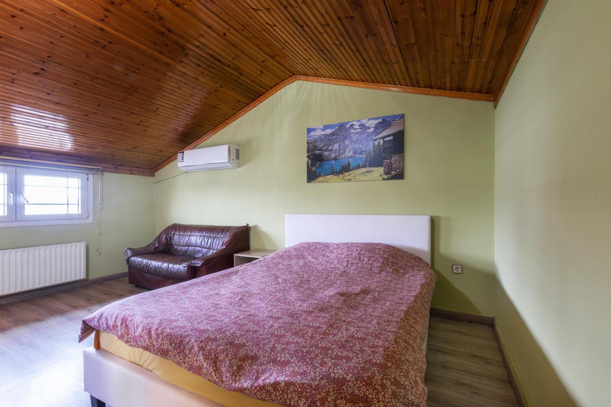 Lovely 150sqm maisonette with an attic in Larissa photo 2