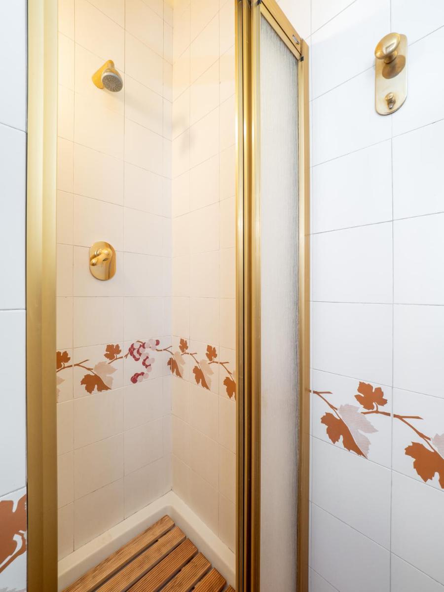 Elegant Flat in Milan's Heart