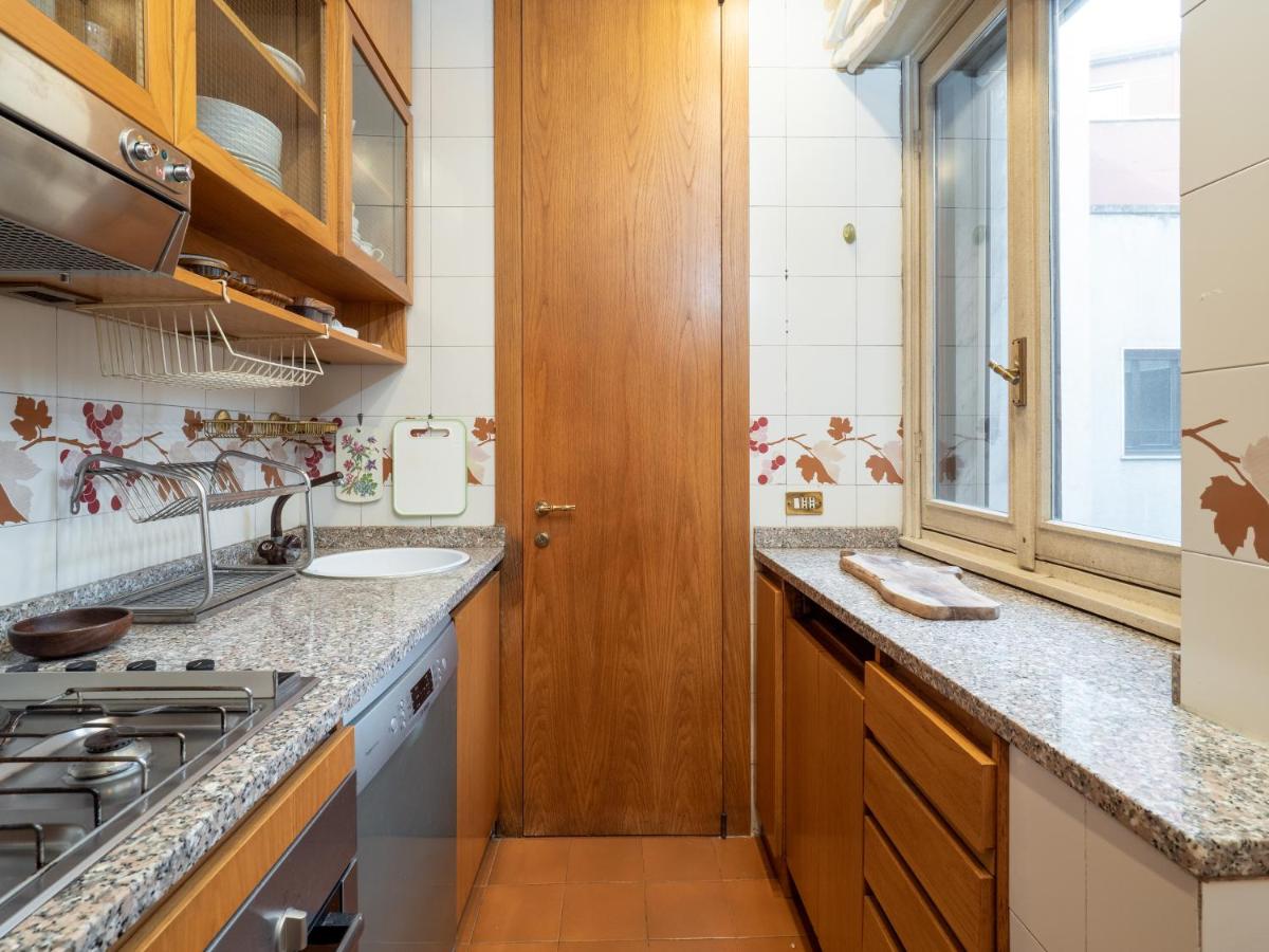 Elegant Flat in Milan's Heart