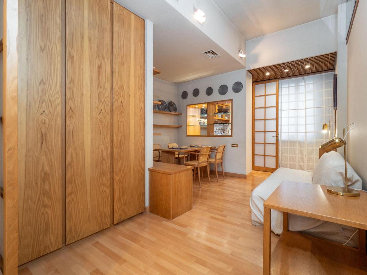 Elegant Flat in Milan's Heart